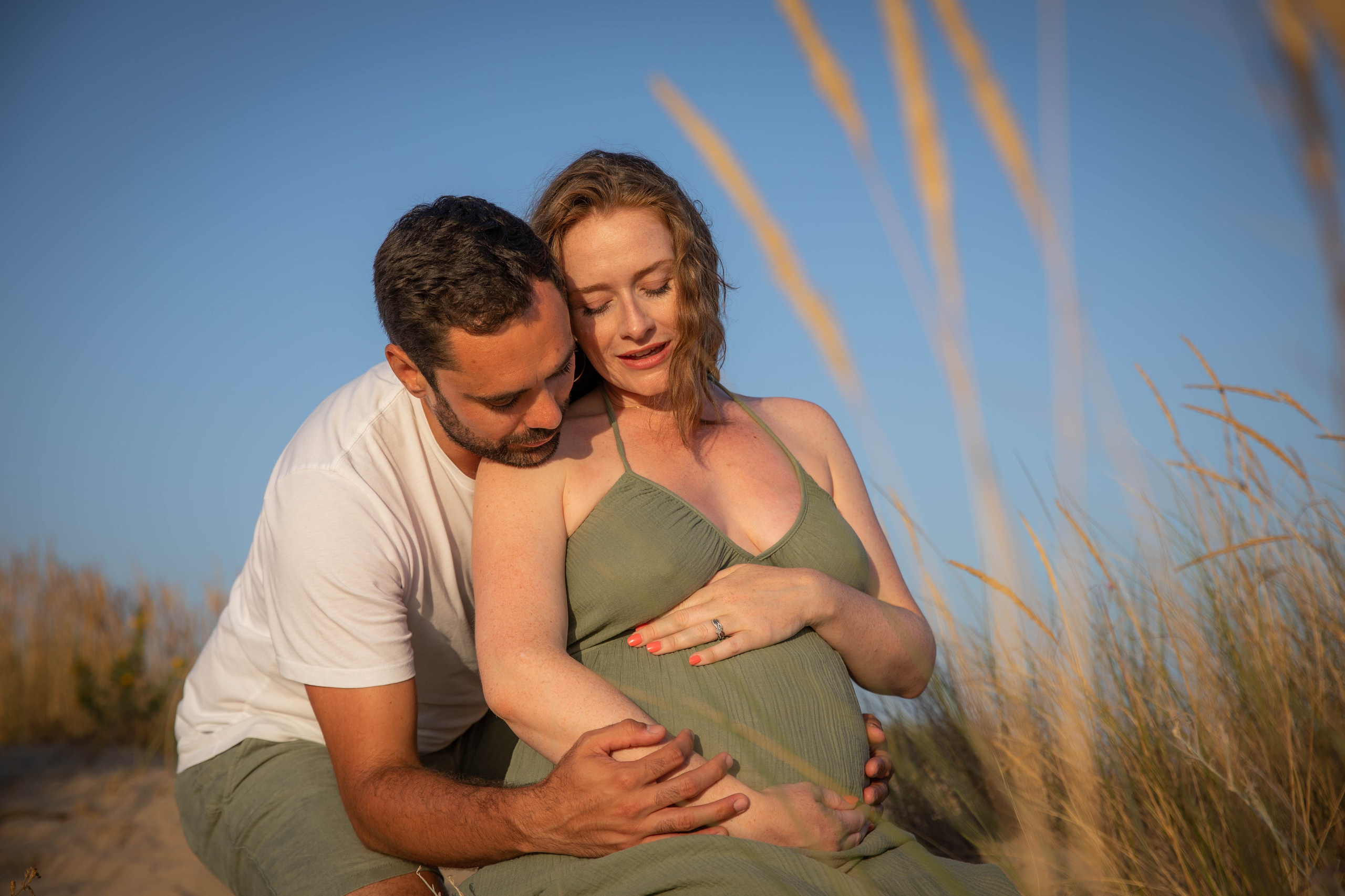 An Ocean of Love and Anticipation. Professional Photographer in Portugal. Oksana Lomnova