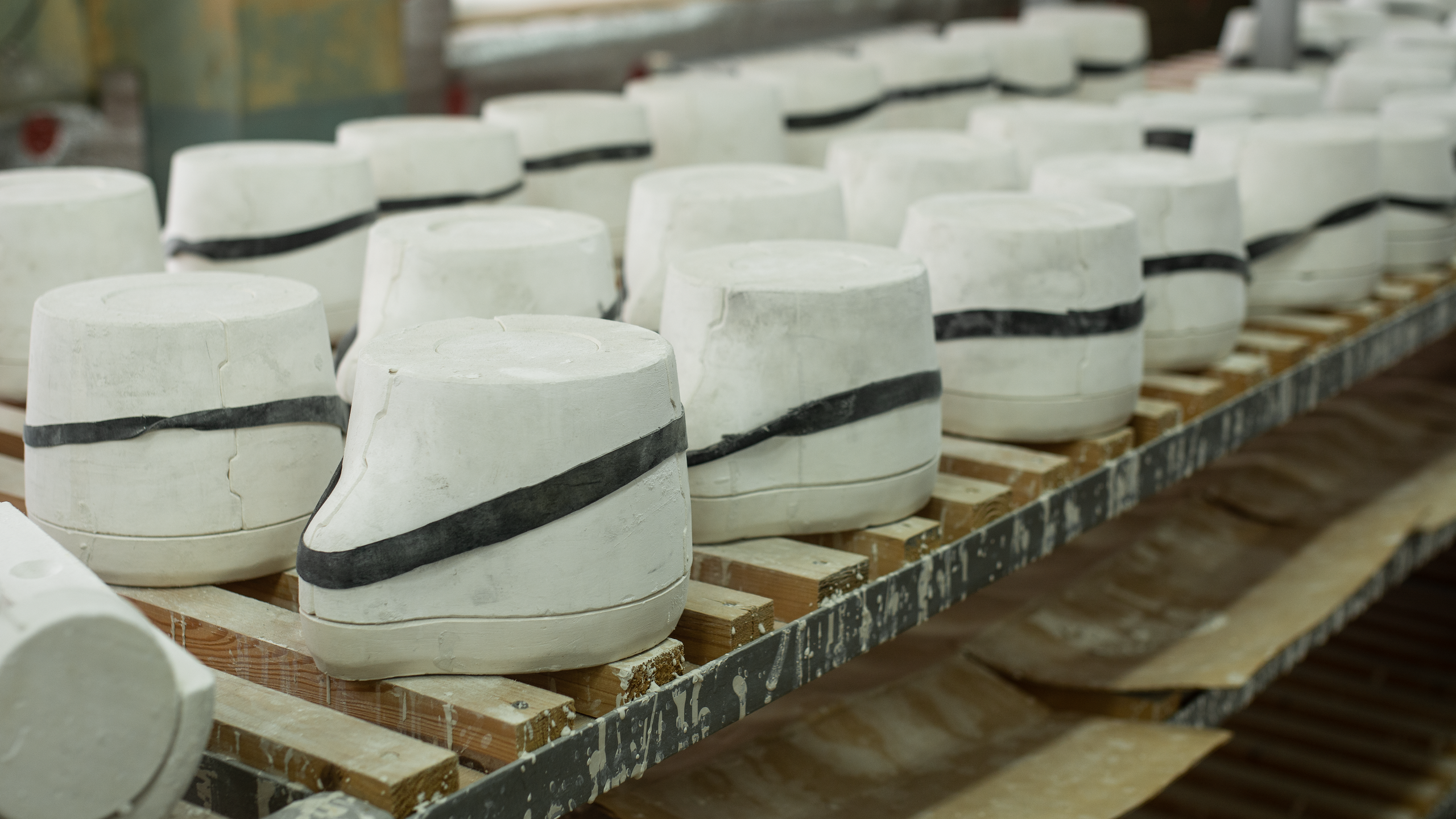 CERAMTEZ.Фарфоровые изделия на заказ в футбольной тематике. CERAMTEZ — Высококачественные фарфоровые изделия на футбольную тематику