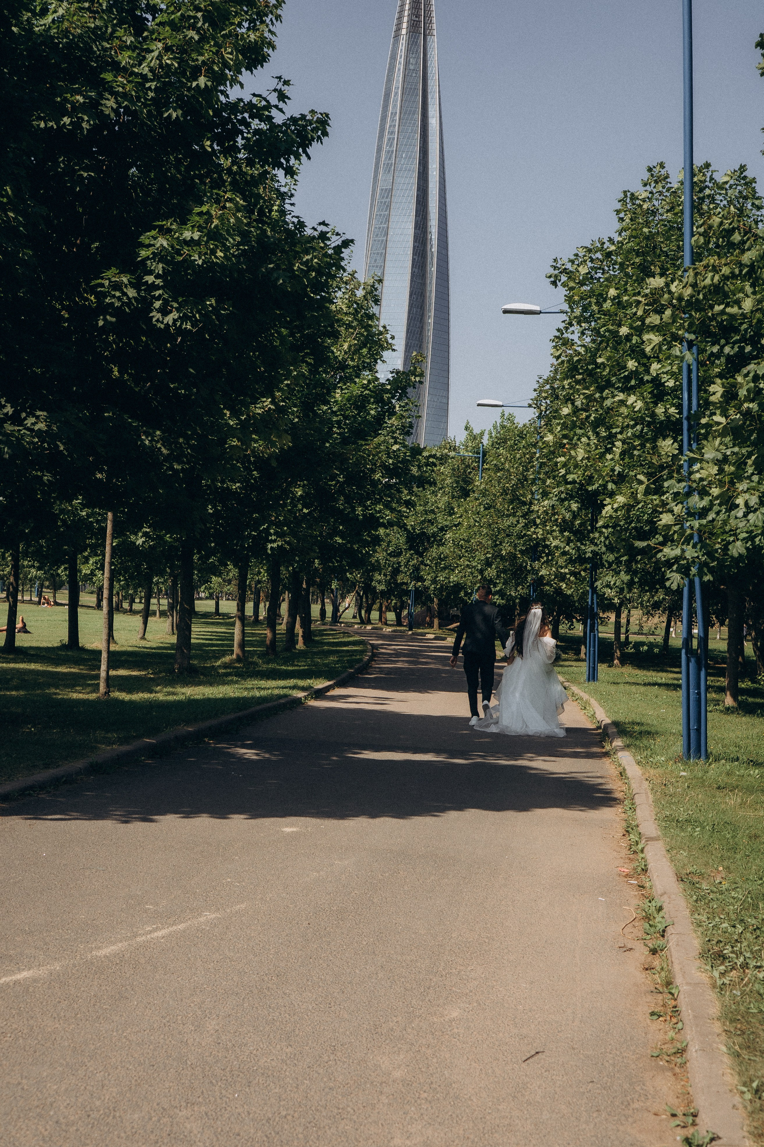СВАДЕБНАЯ СЬЕМК В ПАРКЕ 300-ЛЕТИЯ. Профессиональный фотограф, Санкт-Петербург — Виктория Богомолова
