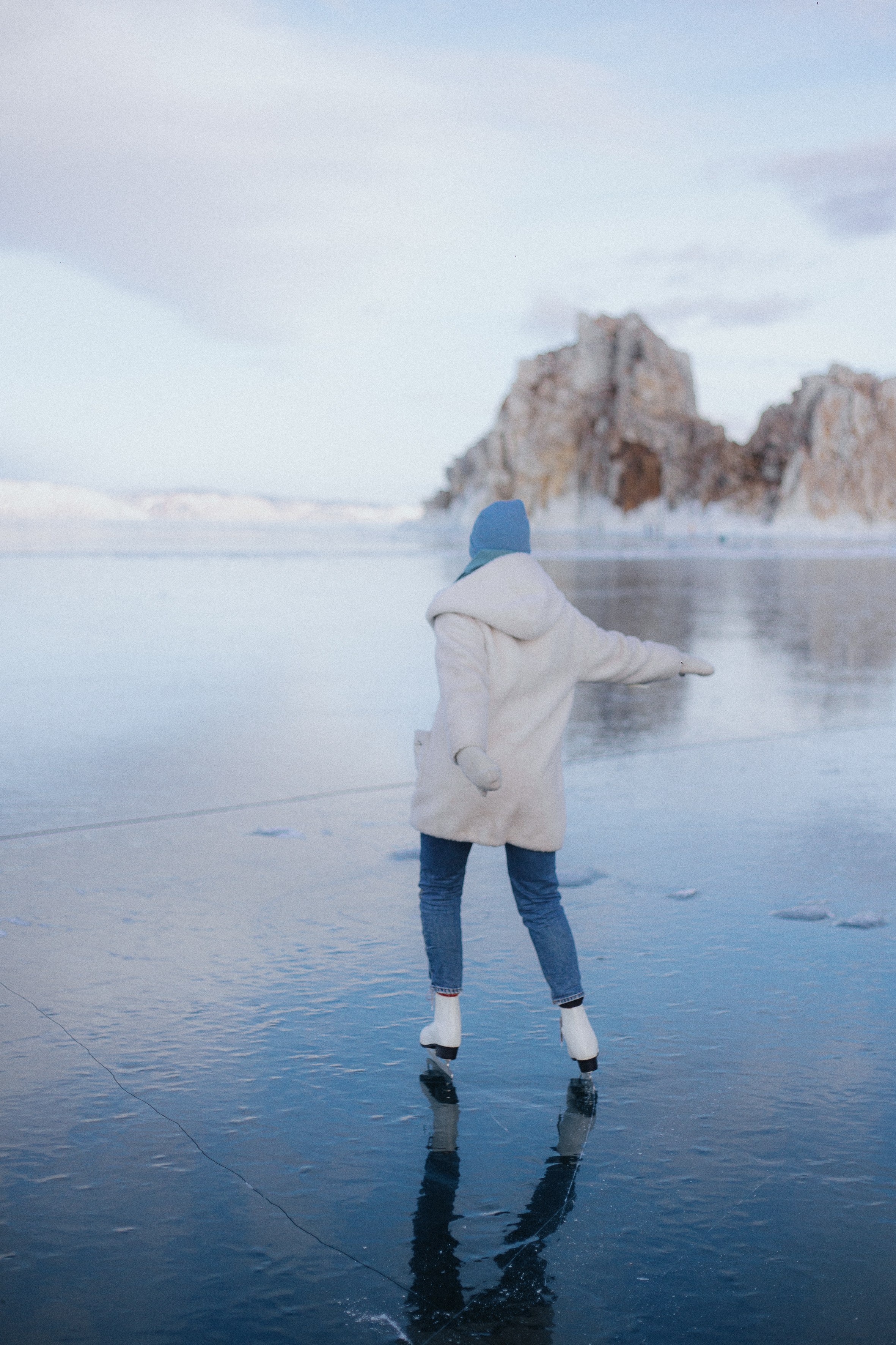 Лавстори на льду Байкала. Фотограф Ольхон, Регина