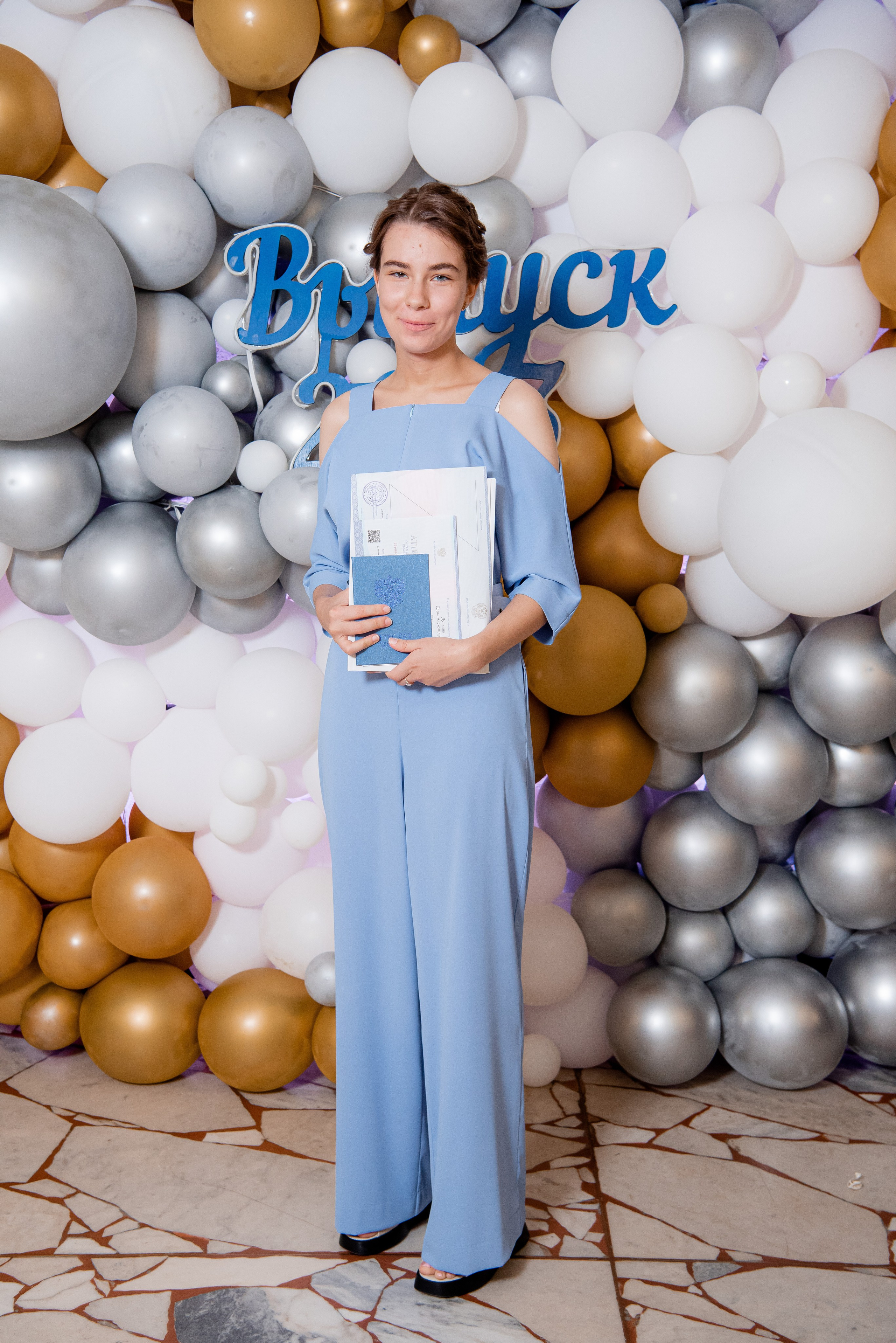 30 Школа. Вручение и Банкет. ДК Юбилейный и Банхоф. Фотограф в Волгограде и Волжском Александр Горбань