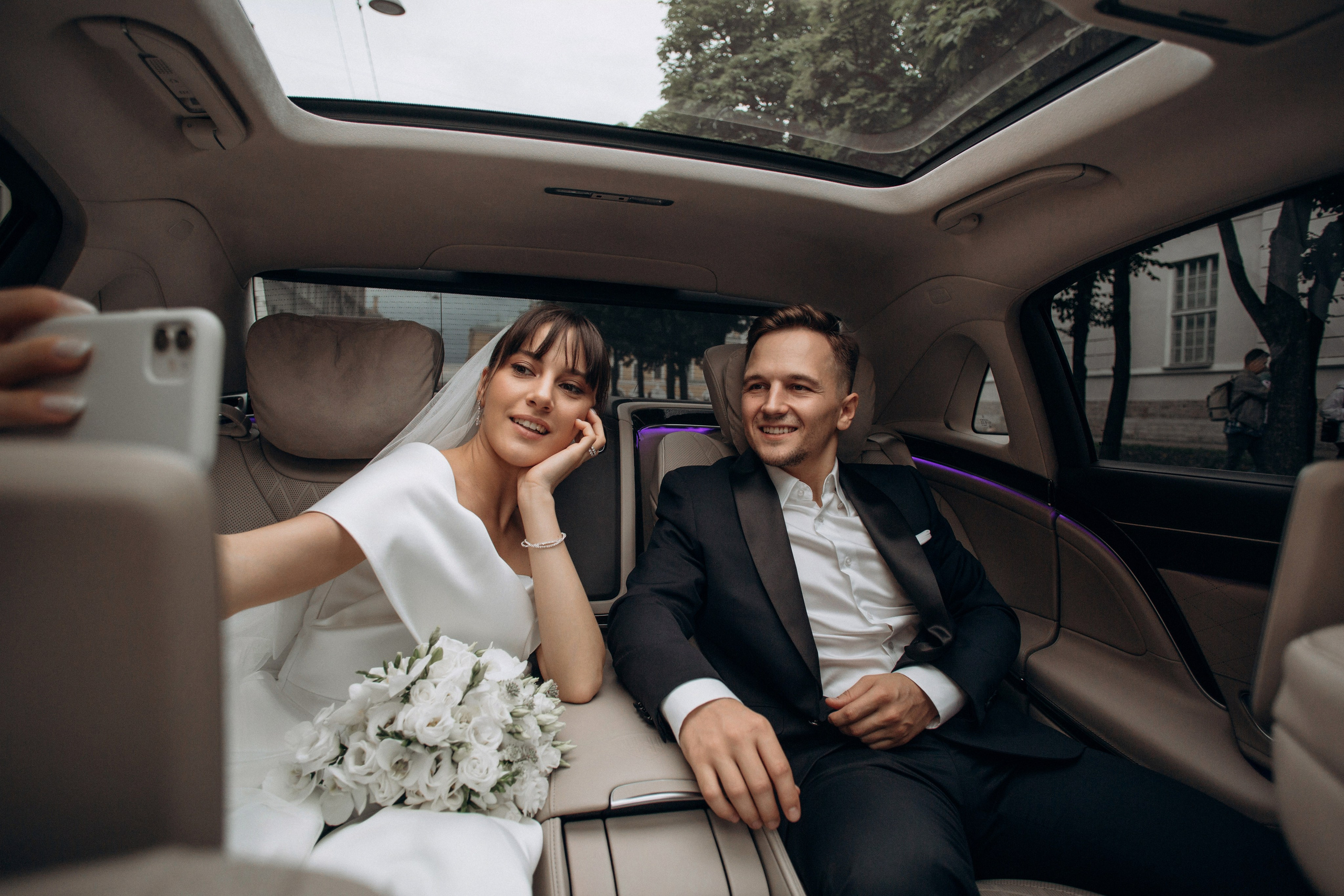 Свадьба на катере. Свадебный фотограф в Санкт-Петербурге Вика Стукачева