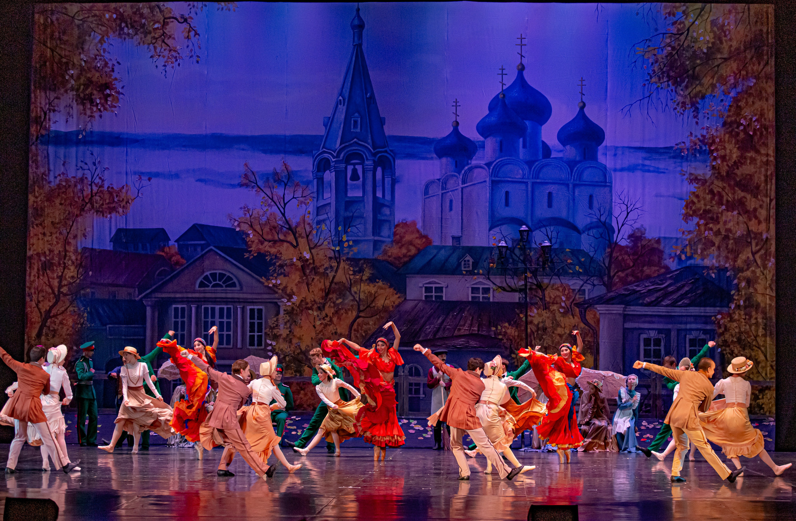 Анюта — спектакль — премьера на сцене Зимнего театра Марийского театра оперы и балета. Фотограф в Сочи Юрий Шептаев