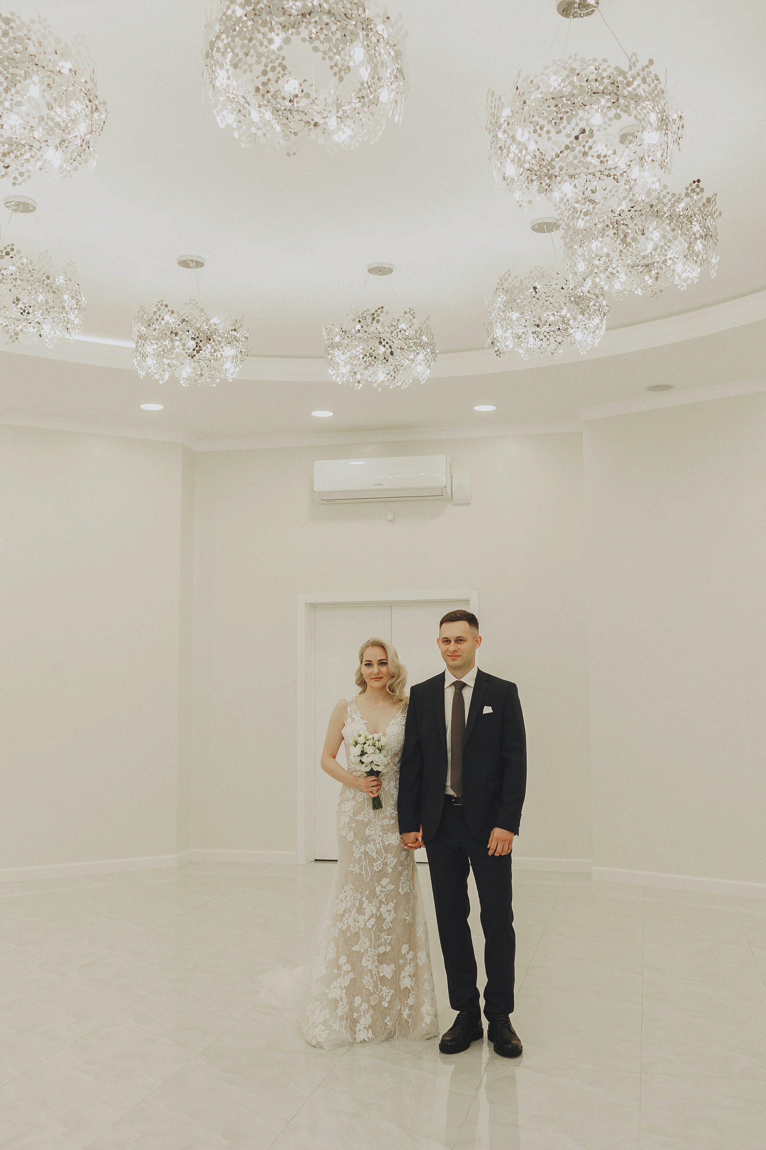 Свадебная фотосессия в Таганском ЗАГСе и Кусково. Фотограф в Москве и Люберцах Анна Ушакова