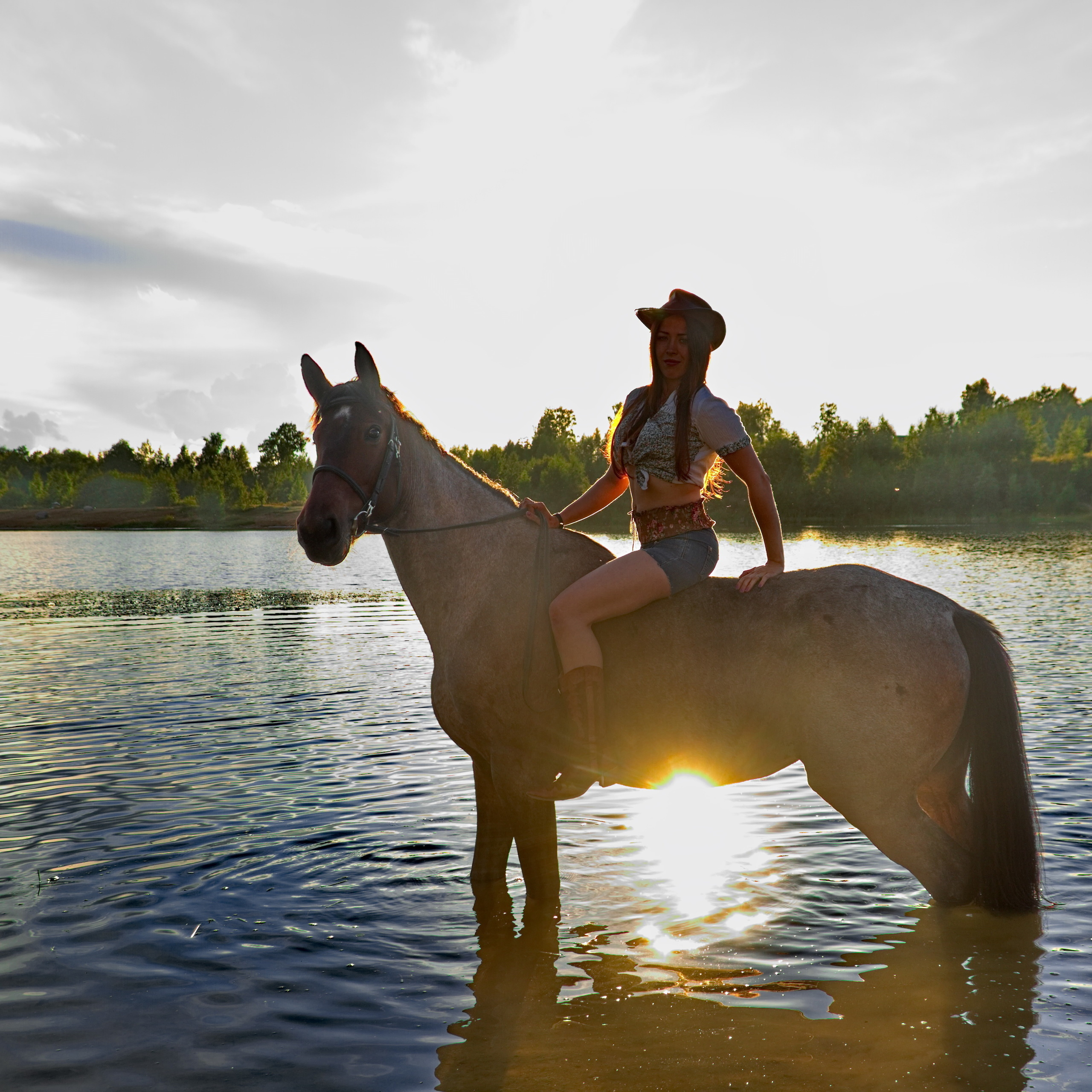 ретро фотосессия спб, фотосессия недорого спб, семейная фотосессия спб, детская фотосессия спб, фотосессия спб, фотостудия спб, фото крестины ребенка спб, семейный фотограф, семейное фото, деловой портрет, бизнес портрет, фотопрогулка, фотопрогулка спб, съемка с животными, съемка животных