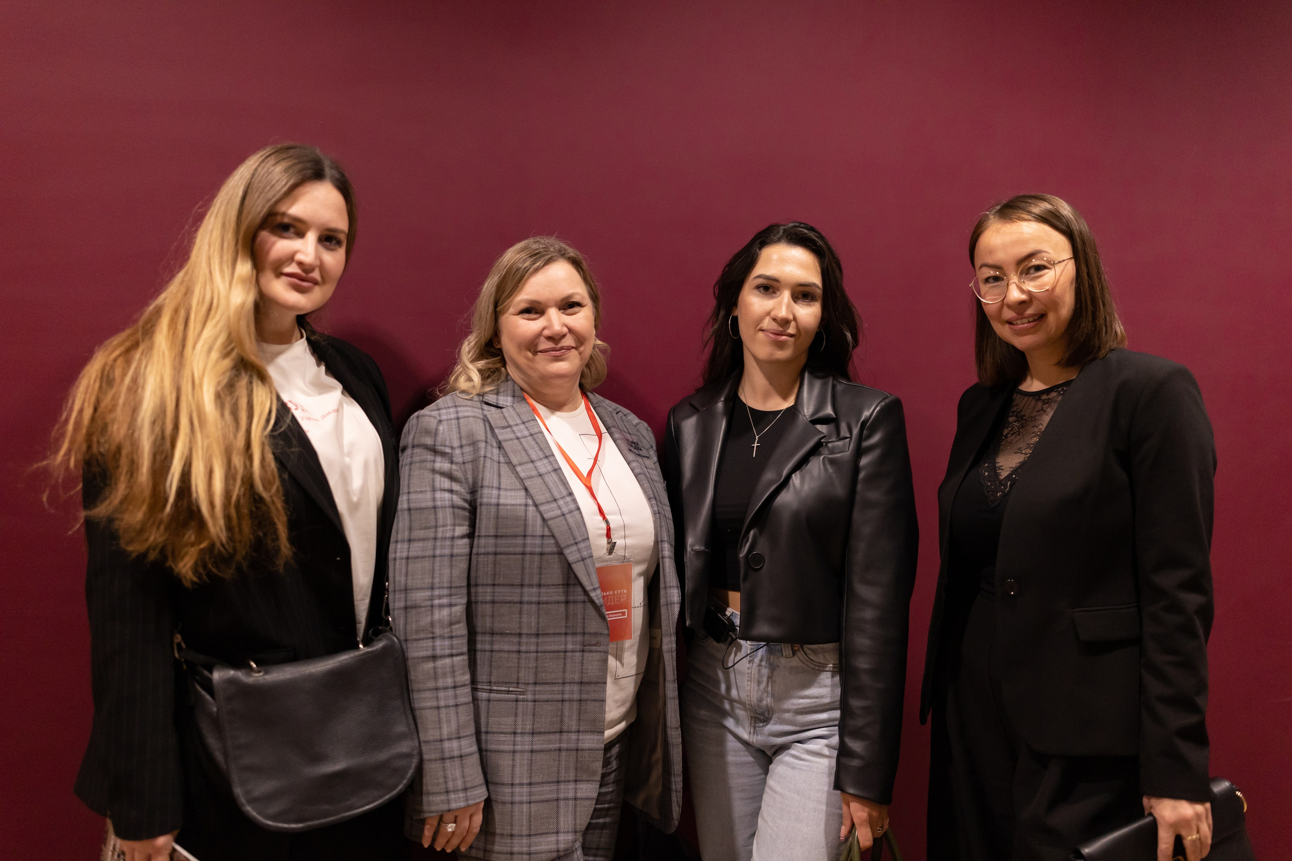 Только суть ЛИДЕР (Сколково). Сказочный фотограф для Вас и Вашей семьи