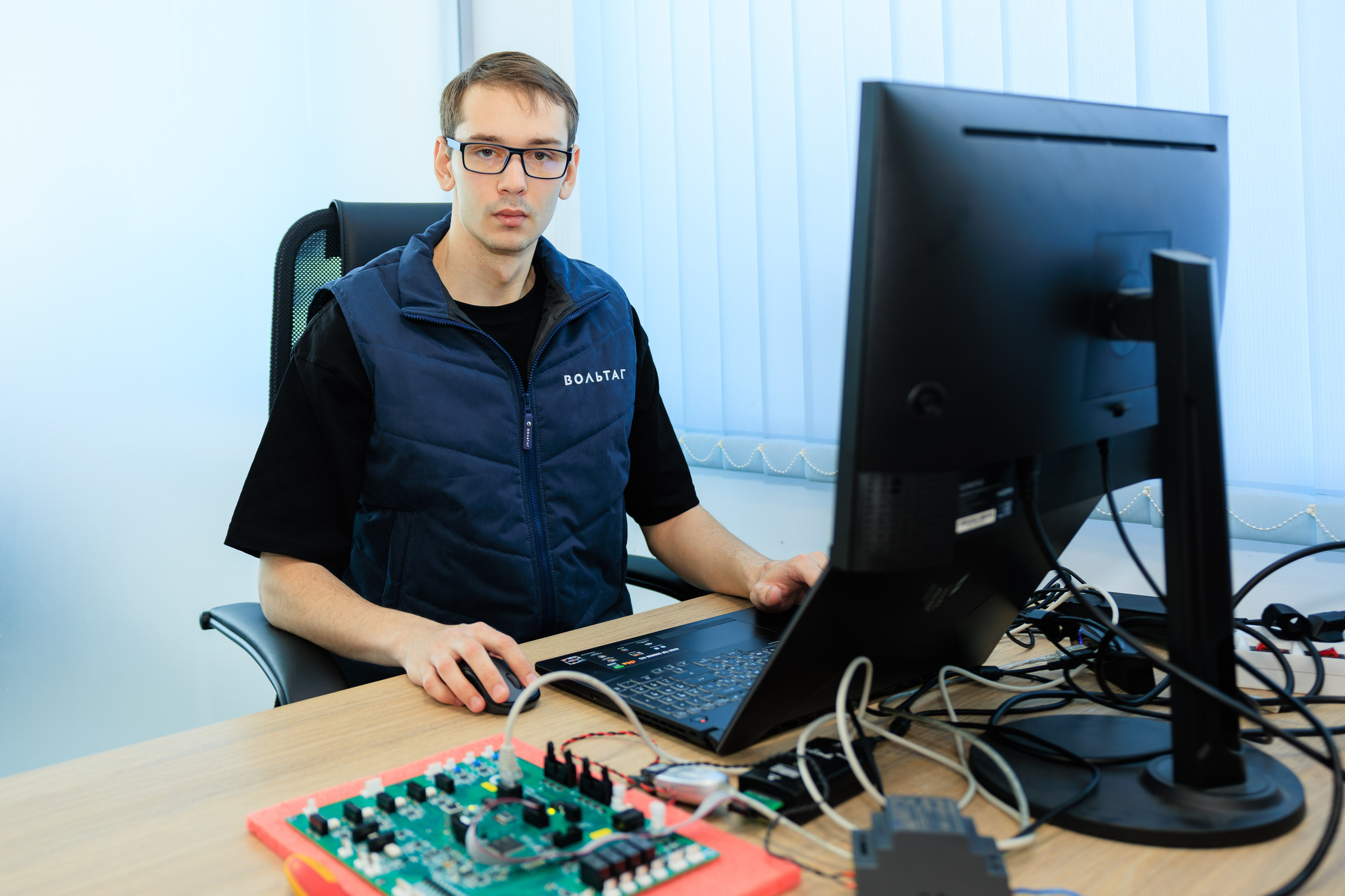 Вольтаг — Экскурсия по производству. Контент для бизнеса в Екатеринбурге Полдень Медиа