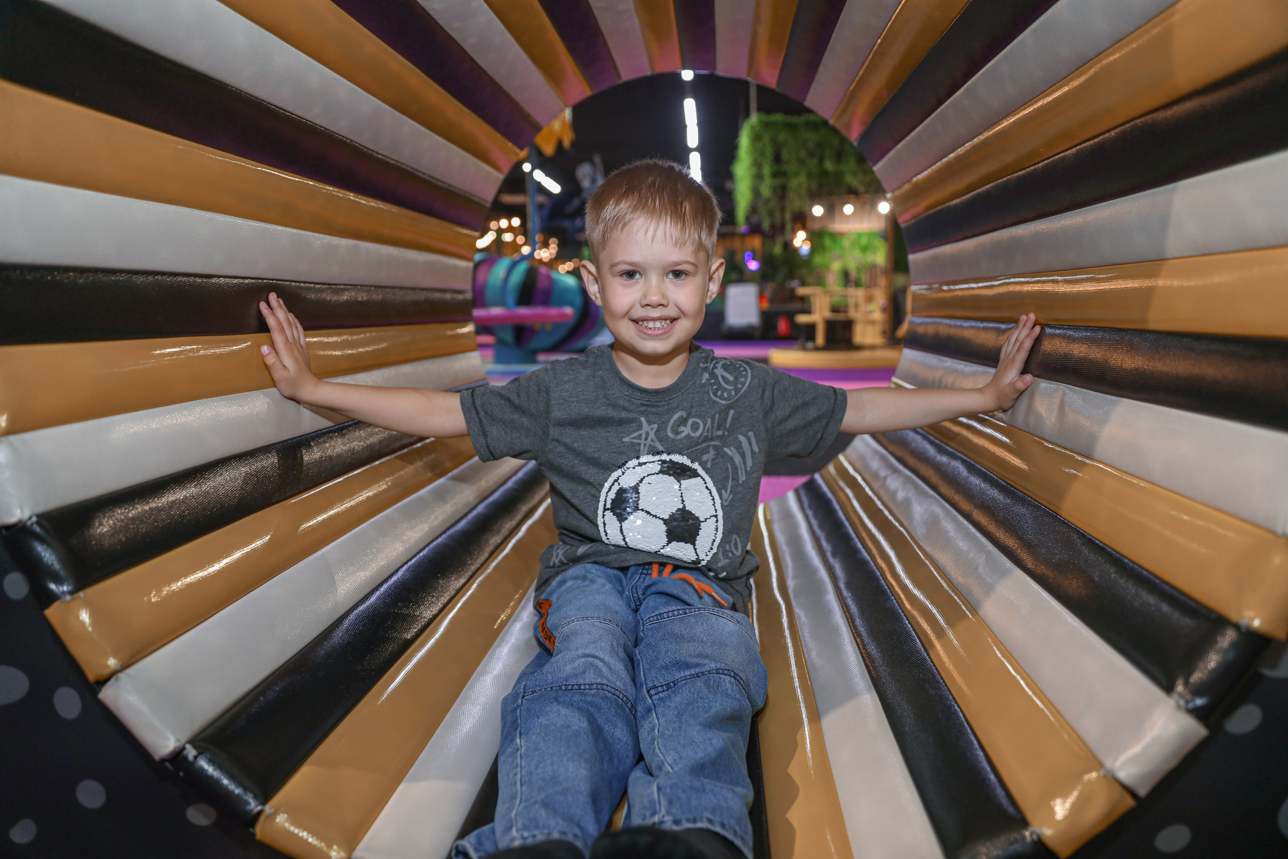 ДЕТСКИЕ МЕРОПРИЯТИЯ. Photographer Viktoriya Markushina «My world throug»