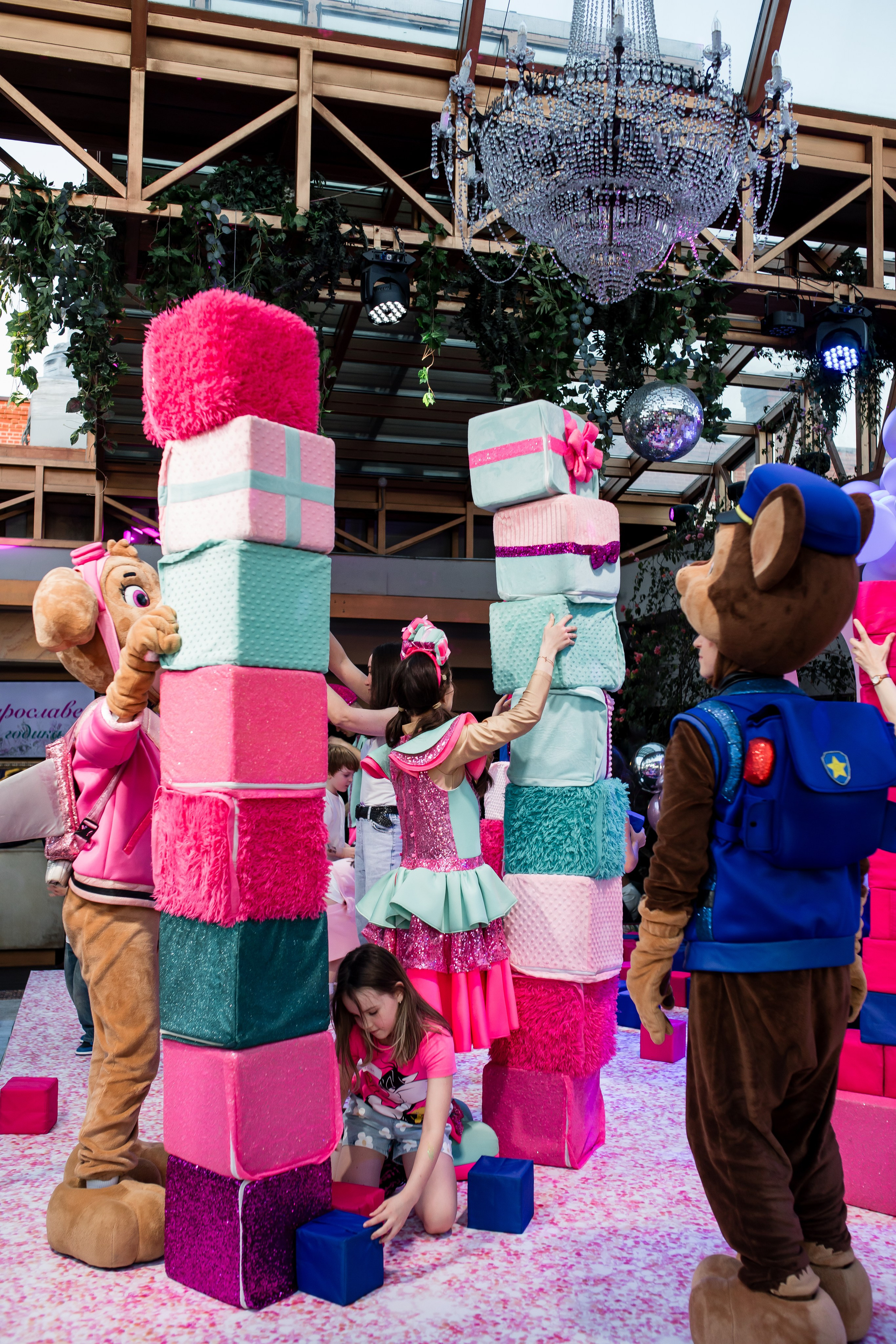 Детский день рождения, фотосессия детского дня рождения. Репортажной и Свадебный фотограф Слава Цесарь