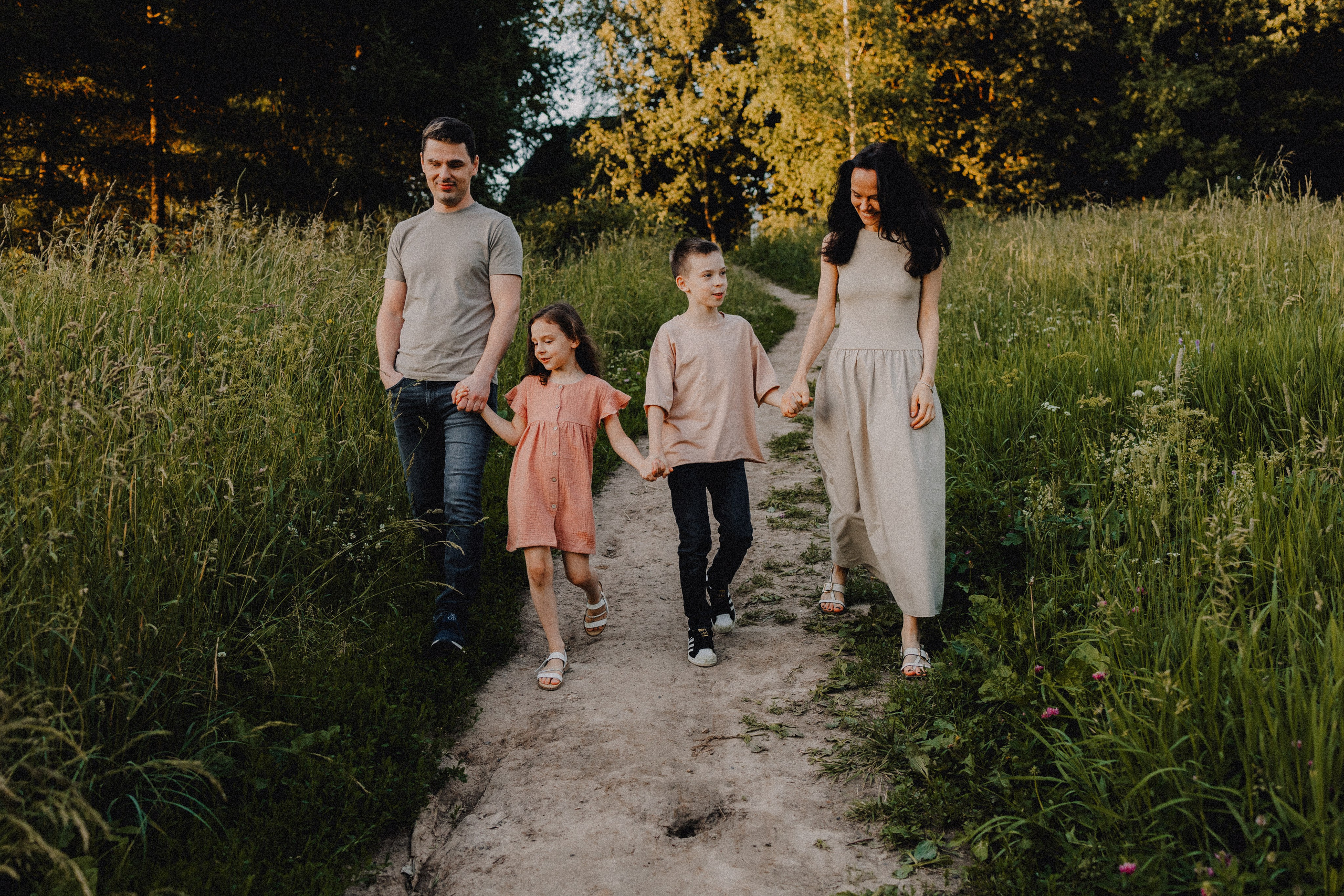 Илья, Катя, Ваня и Соня. Семейный фотограф Москва