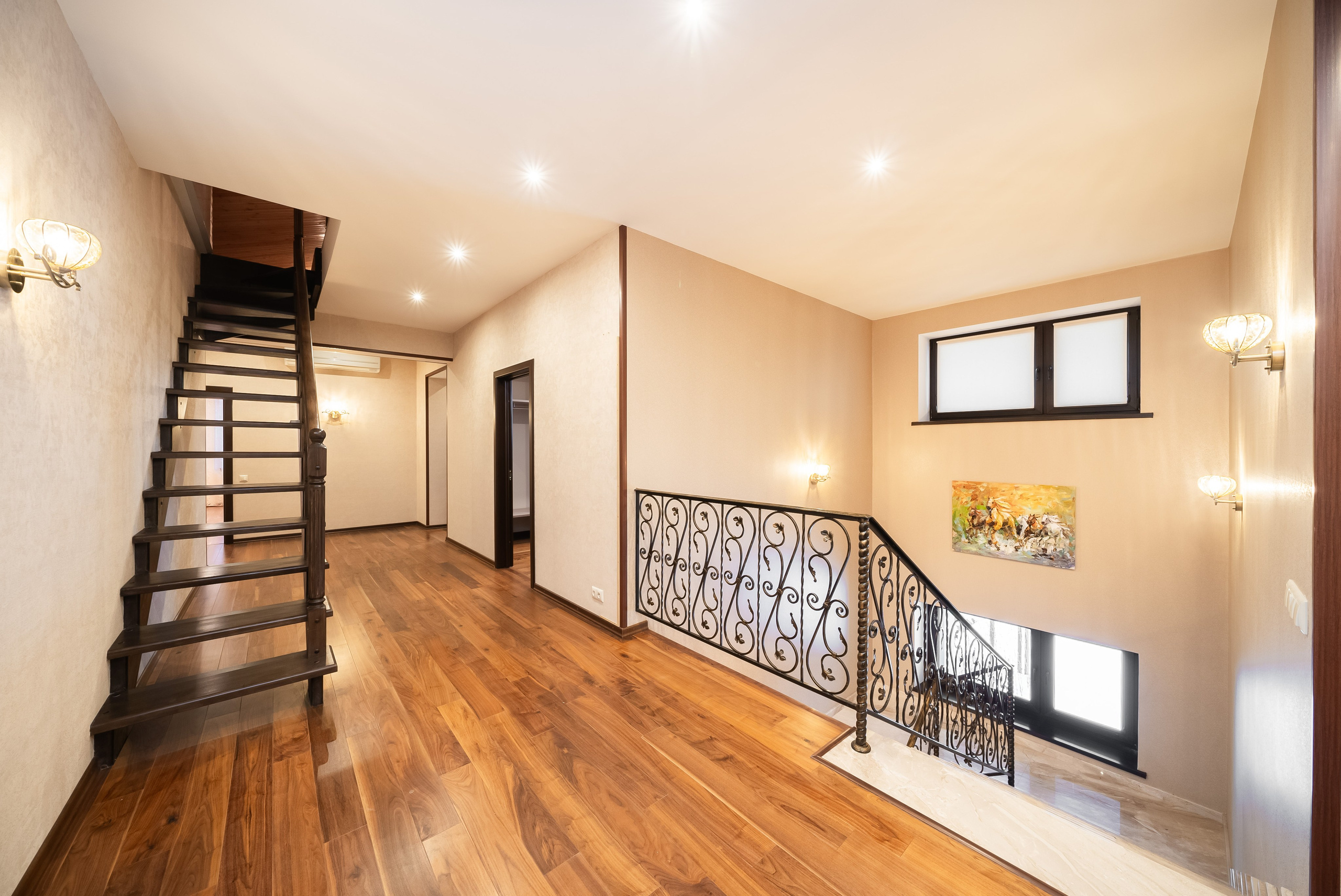 ДОМ п. АДМИРАЛ. Фото и видео-съемка Андраник Хачатурян