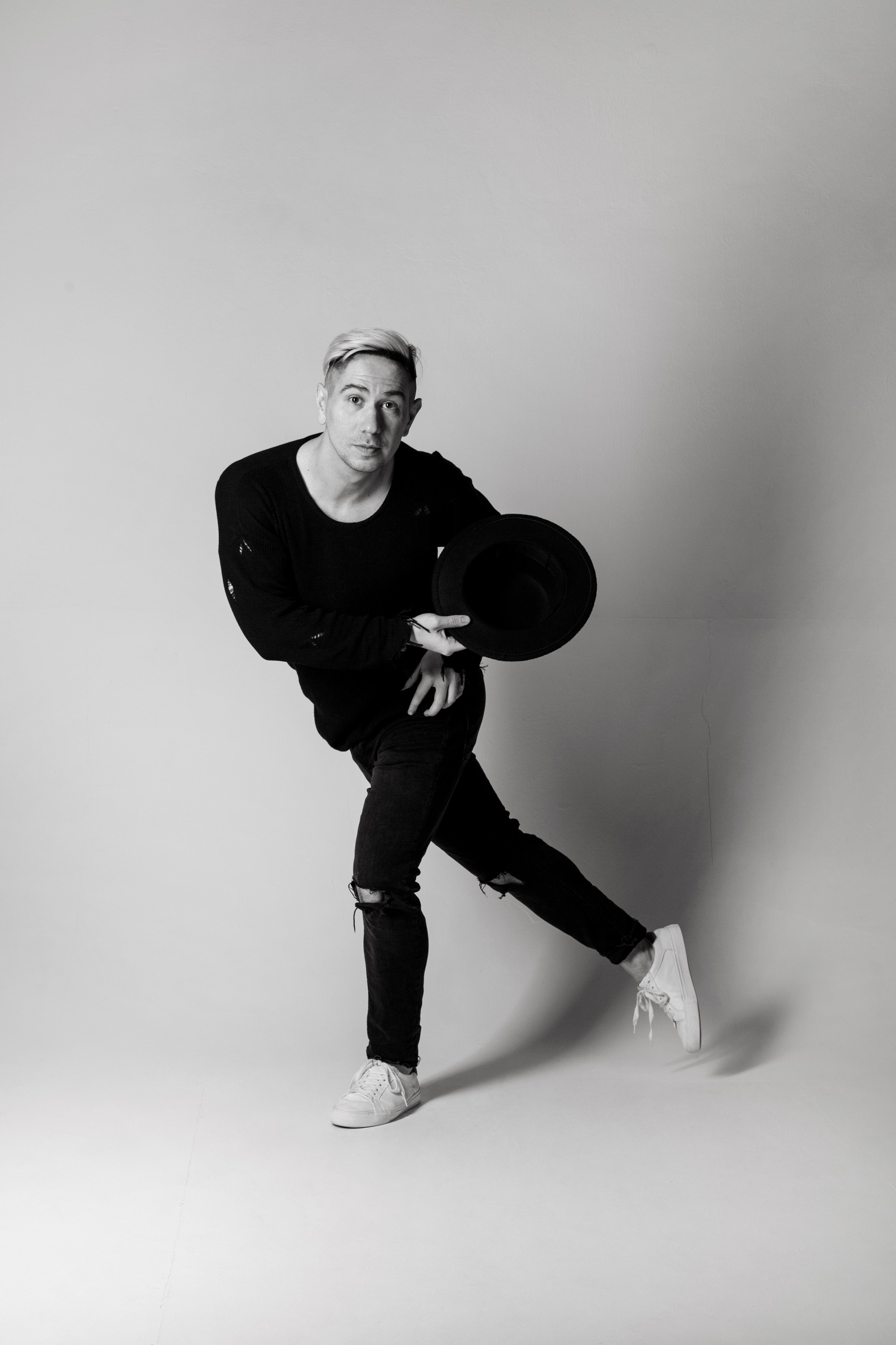 ИЛЬЯ. Главная