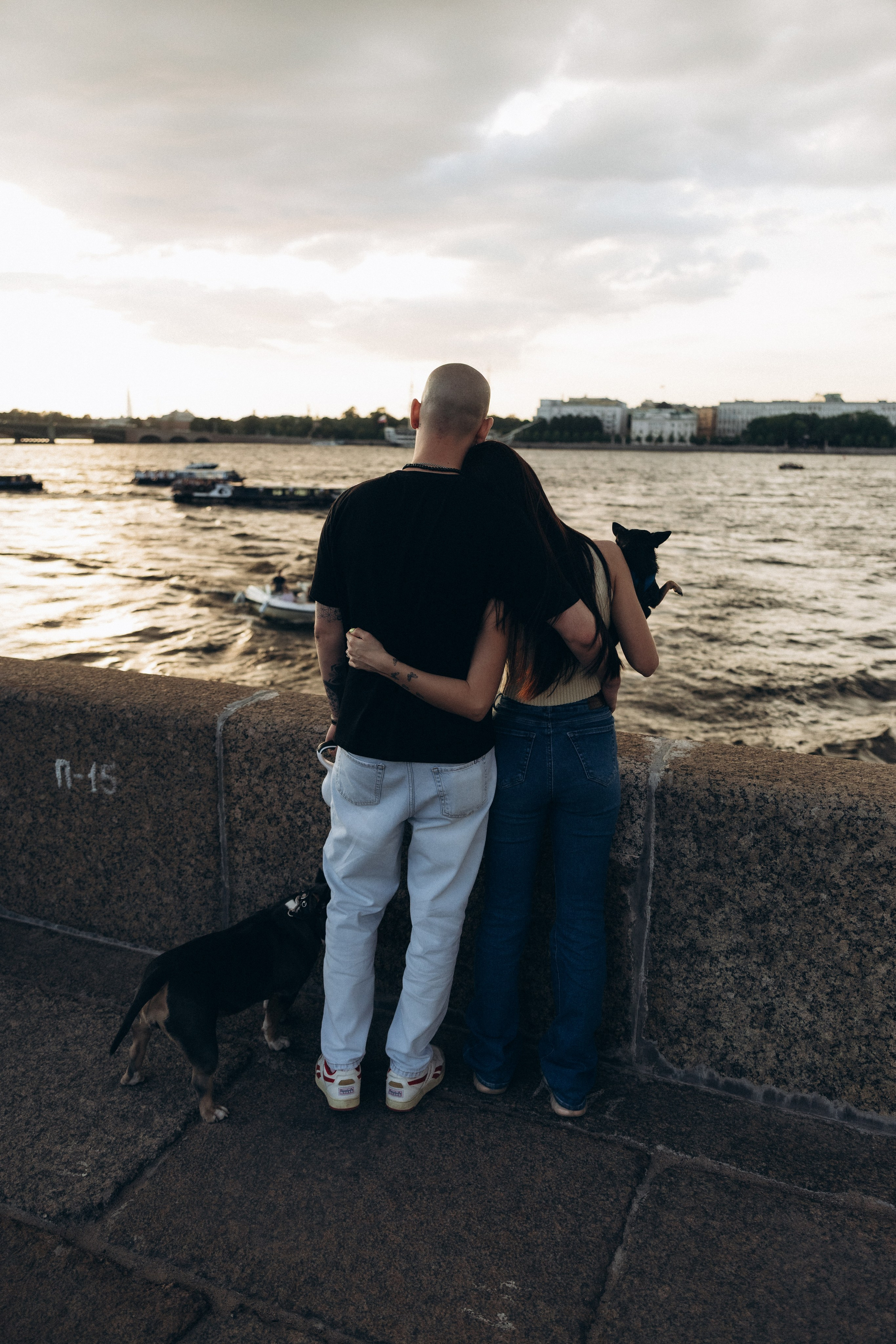 Лера и Ваня и их друзья семьи🩶. Фотограф Артем Бросов в Санкт-Петербурге и Дубае