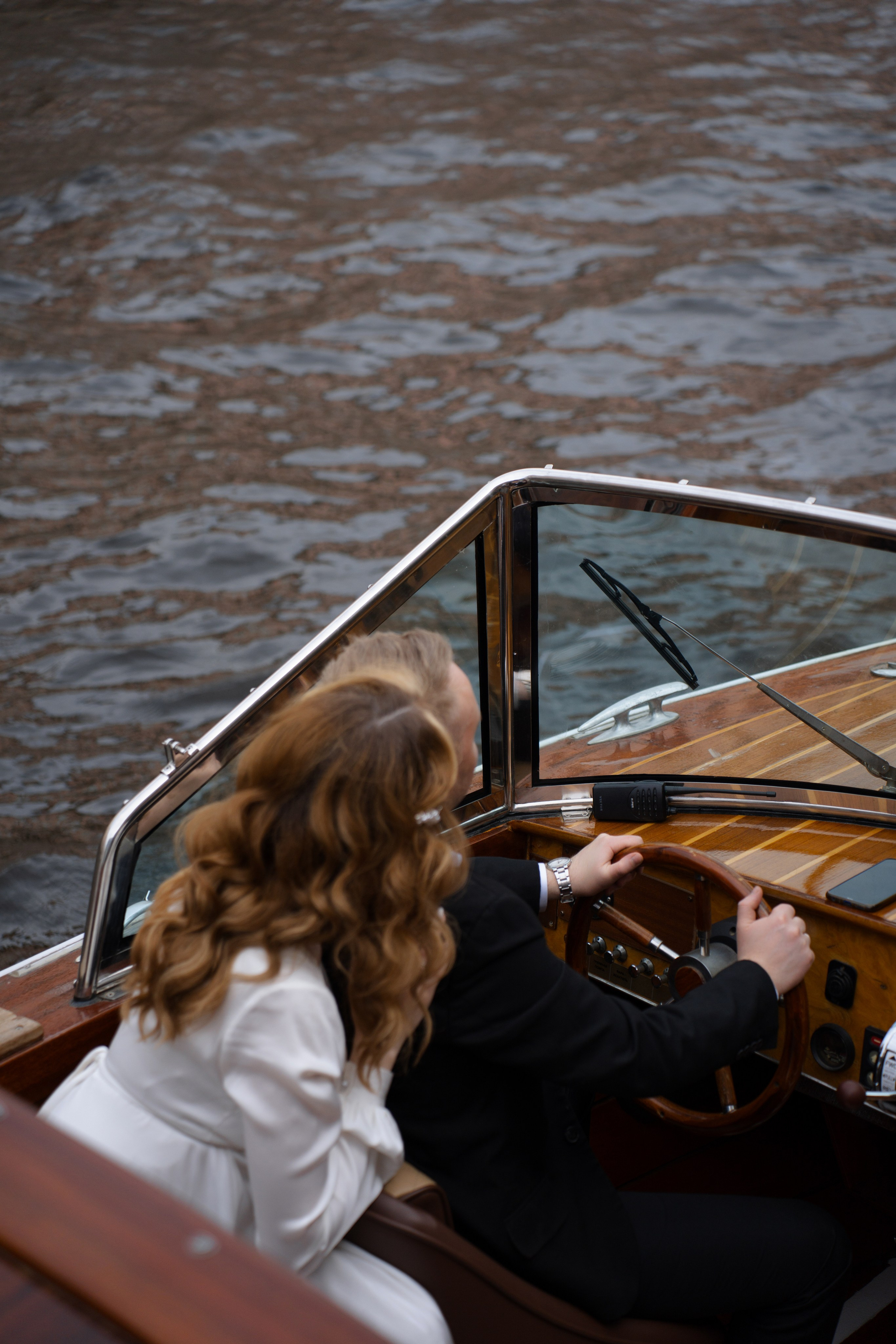 Свадьба на катере. Фотограф Оксана Шавва