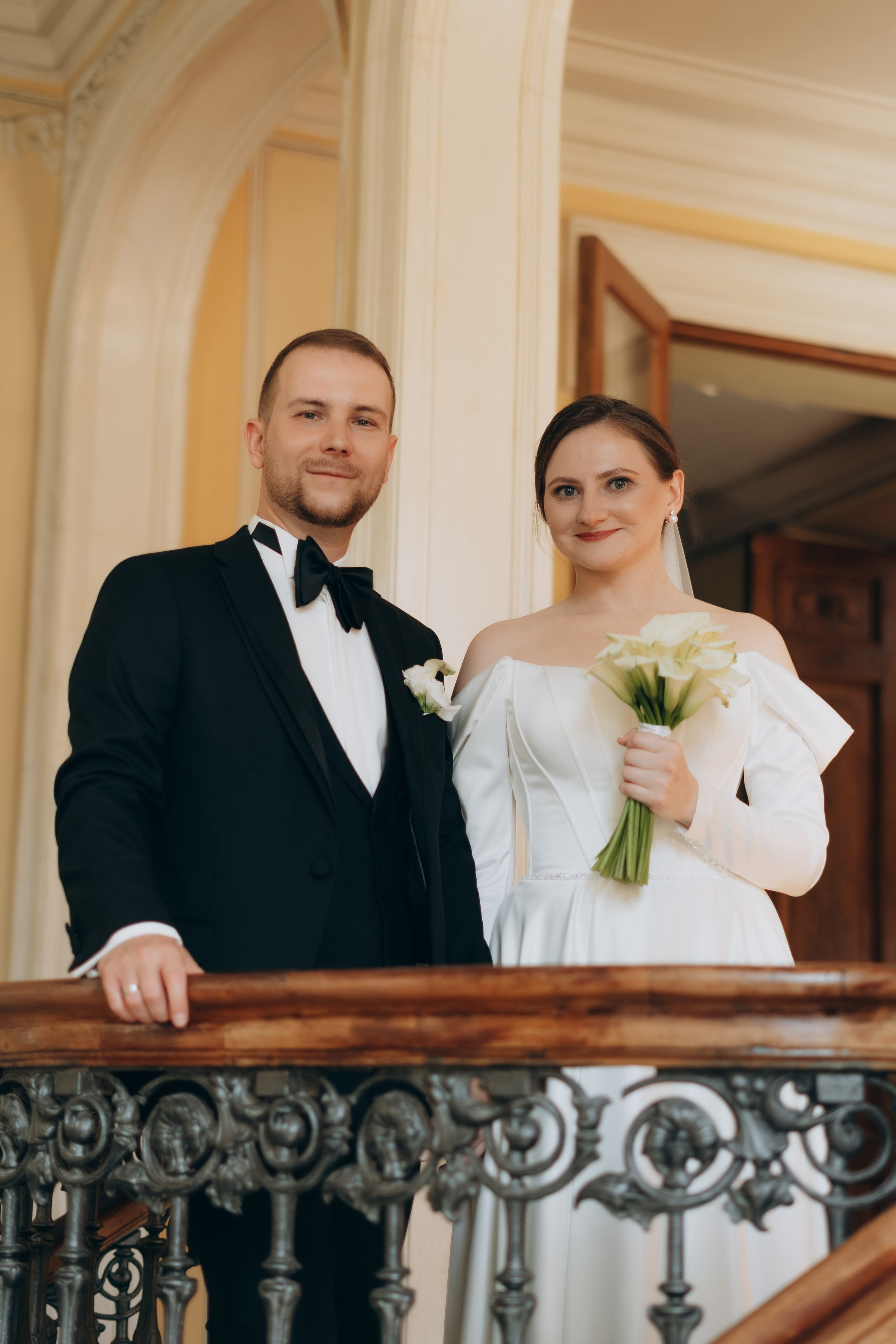 Свадебная фотосессия в Москве / Библиотека-читальня им. А. С. Пушкина. Фотограф Москва Виктория-Антуанетта