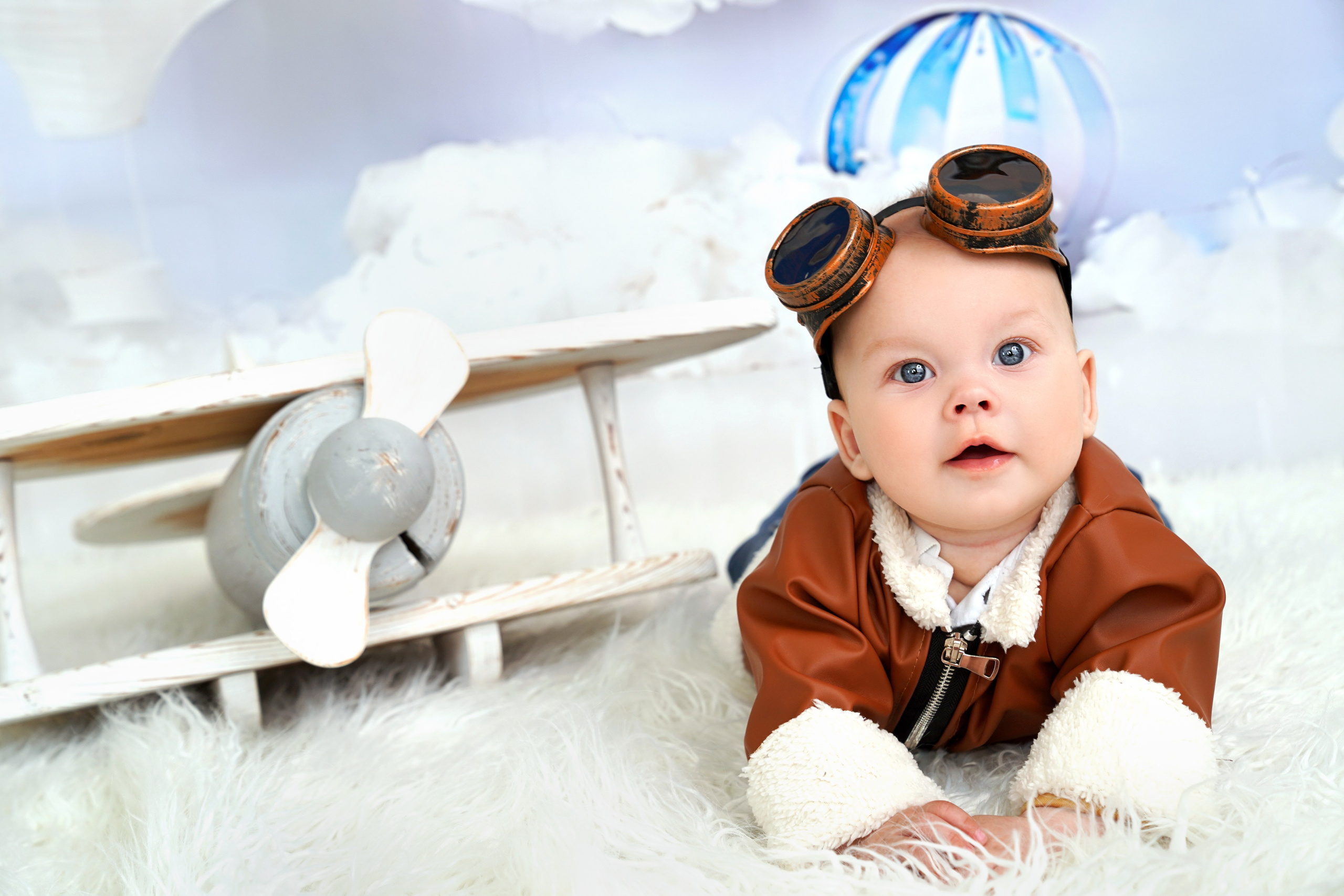 Детская. Фотограф новорожденных, детей до года и беременных в Симферополе