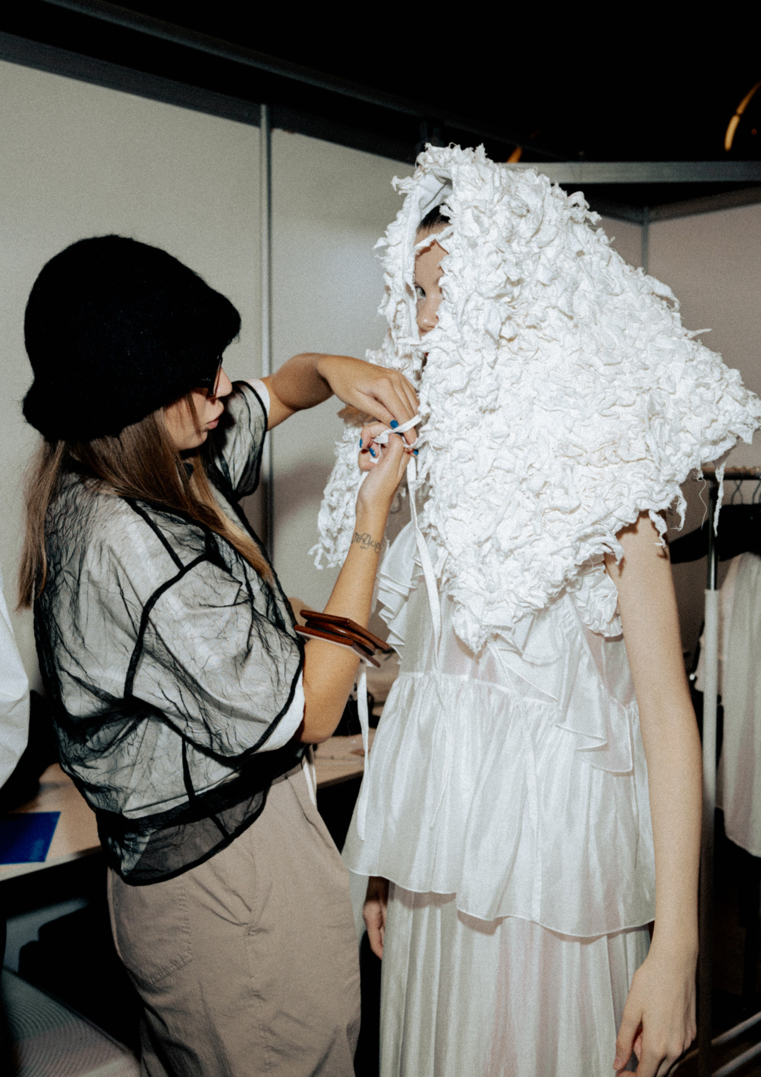 Бэкстейдж бренда GAPANOVICH на неделе моды. Репортажный фотограф Катерина Гилс Москва