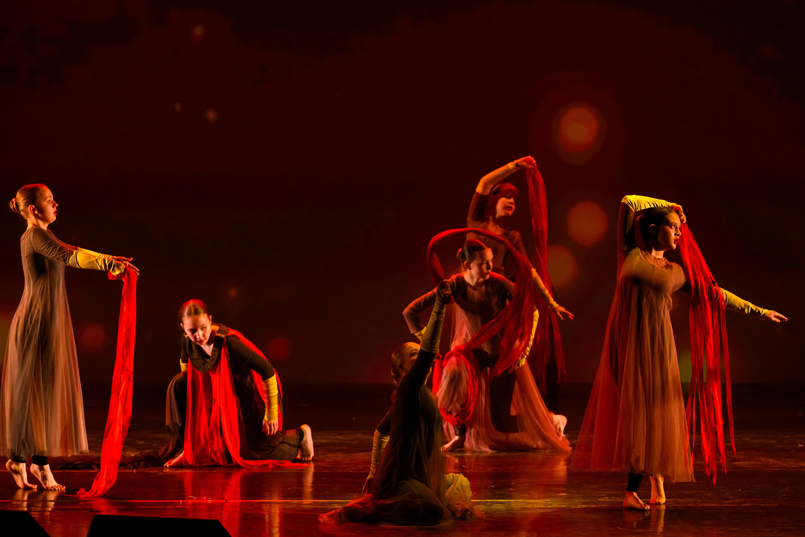 23 апреля, часть 1, БКЗ Октябрьский, г. Санкт-Петербург. Золотое яблочко