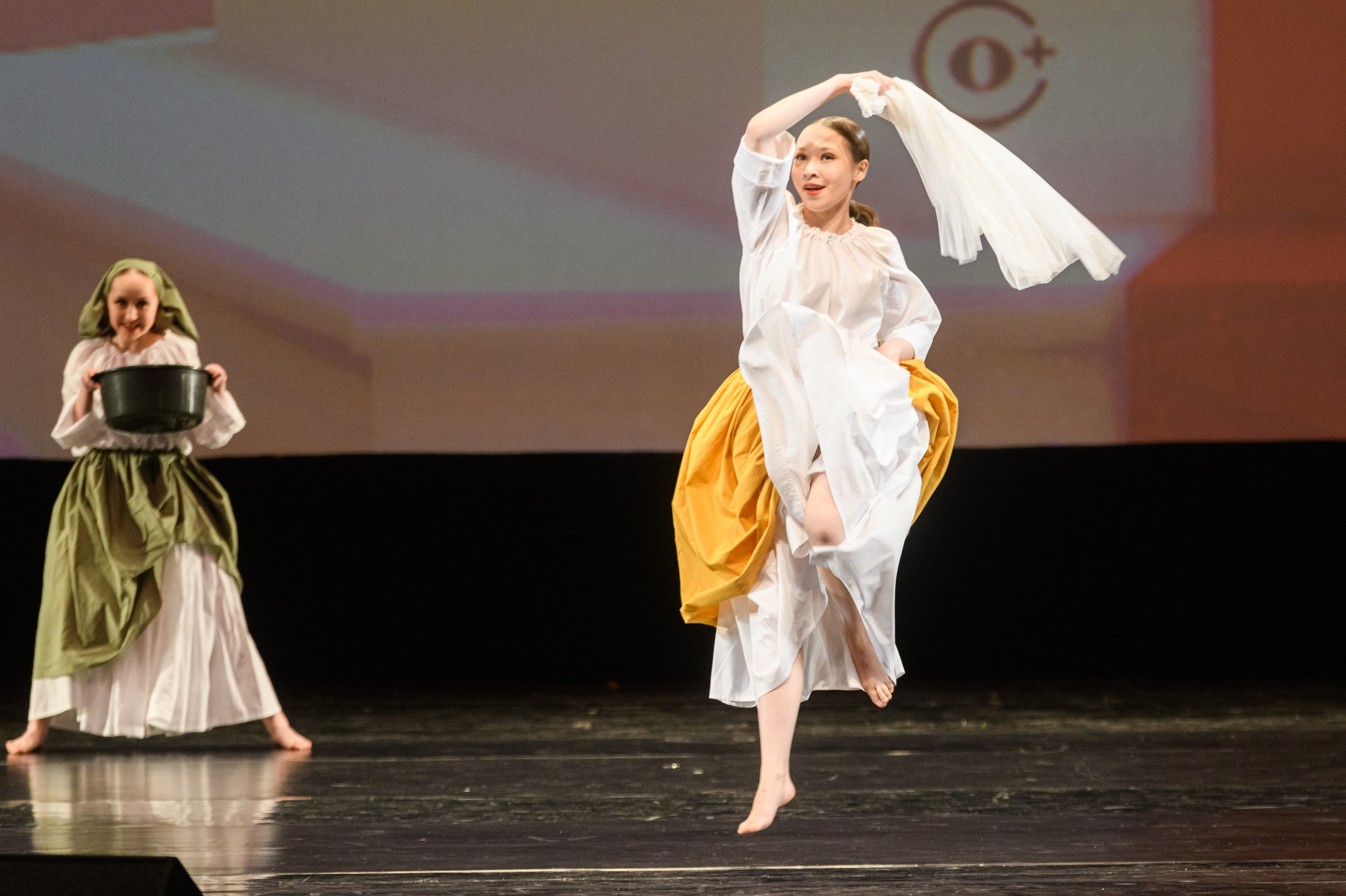 23 апреля, часть 1, БКЗ Октябрьский, г. Санкт-Петербург. Золотое яблочко