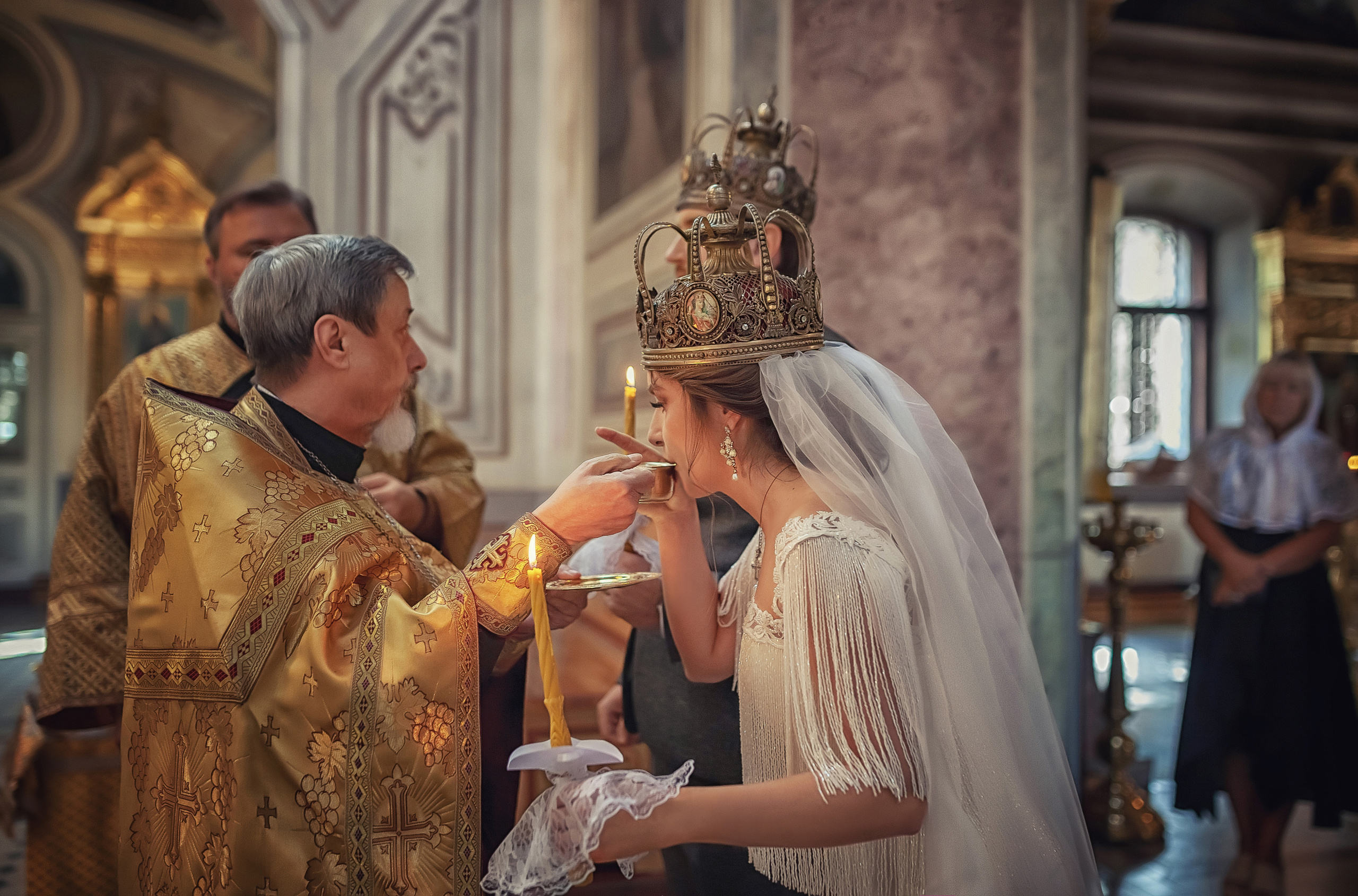 Венчание в храме иконы Божией Матери Знамение в Переяславской слободе 06.09.2020. Фотограф крещения и венчания Антонова Надежда г. Москва