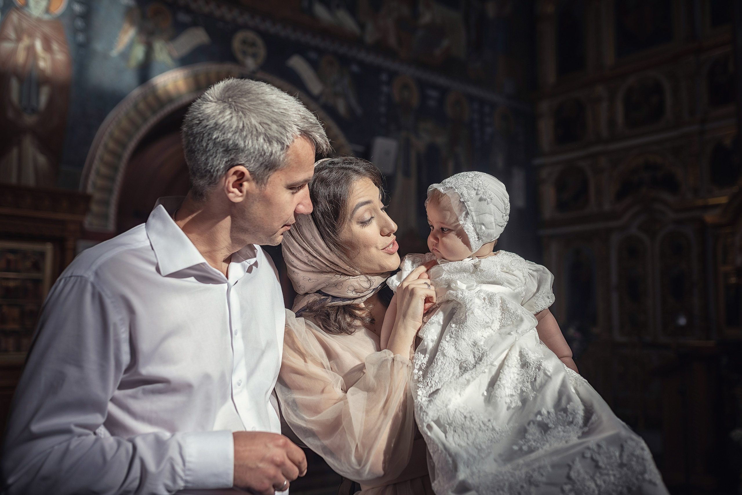 Крещение в храме Рождества Пресвятой Богородицы в Королеве 30.09.2020. Фотограф крещения и венчания Антонова Надежда г. Москва