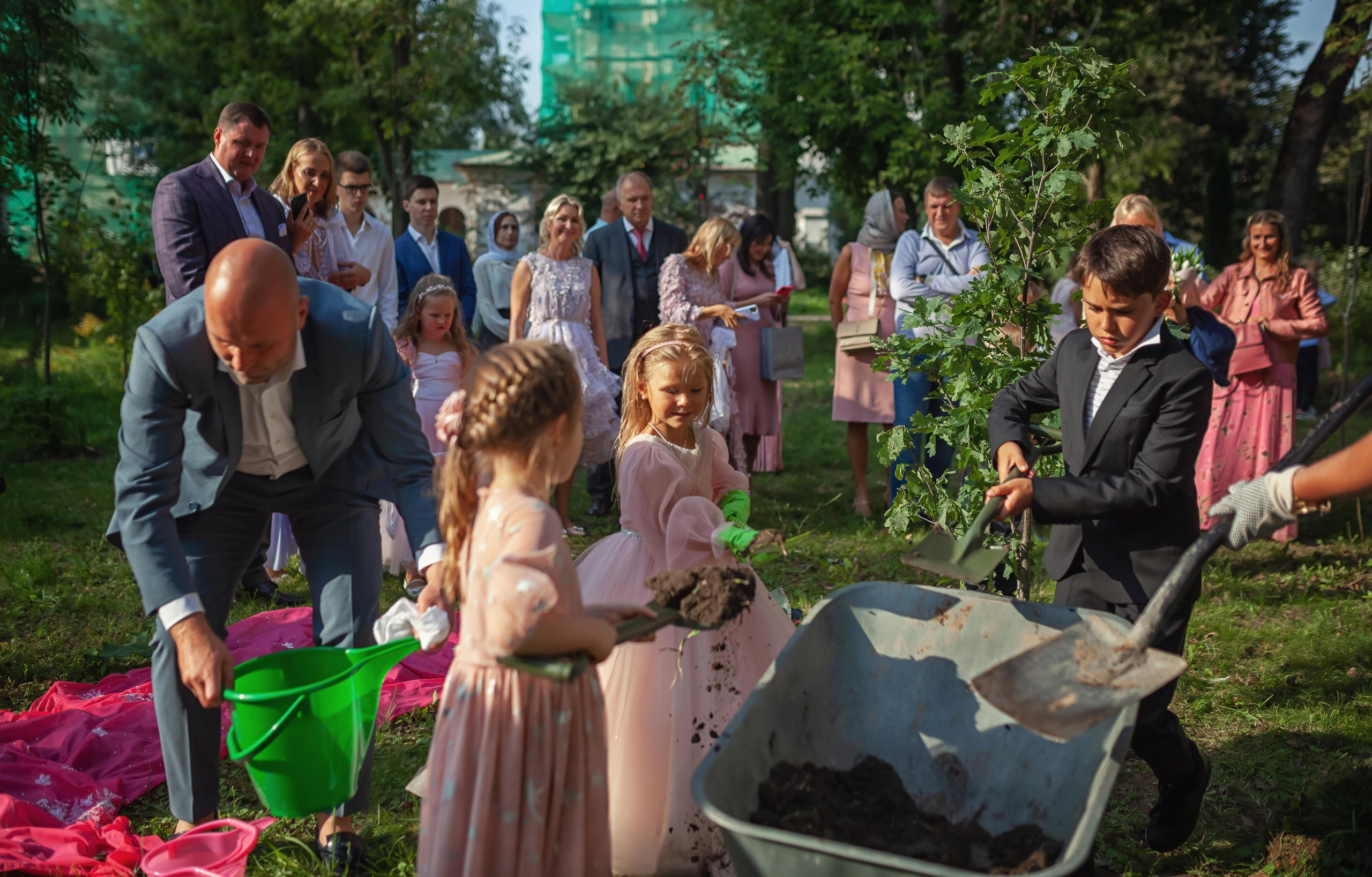 Крещение в храме Троицы Живоначальной в Троицком-Голенищеве 30.08.2020. Фотограф крещения и венчания Антонова Надежда г. Москва