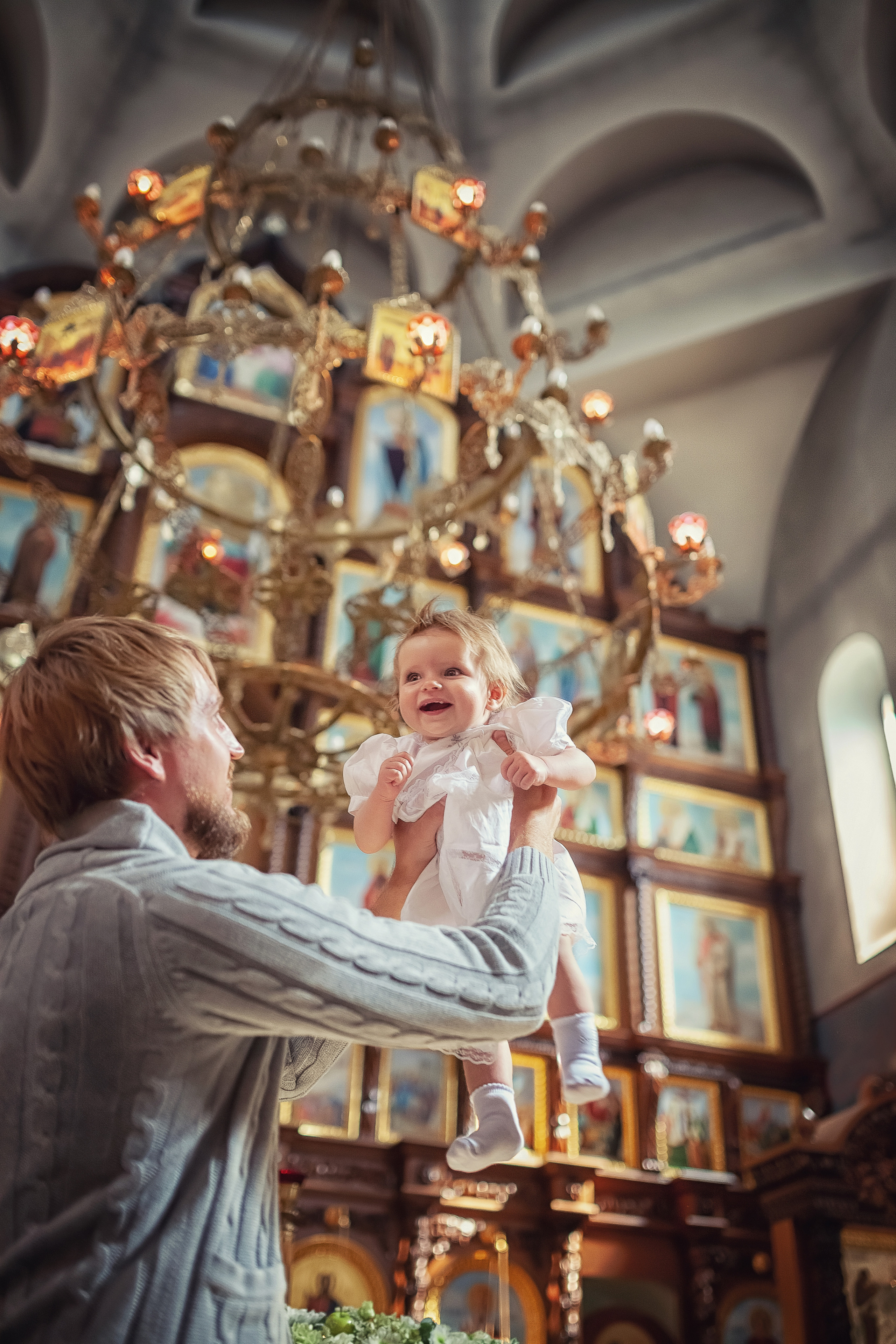 Крещение в храме Николая Чудотворца в Мытищах 2020. Фотограф крещения и венчания Антонова Надежда г. Москва