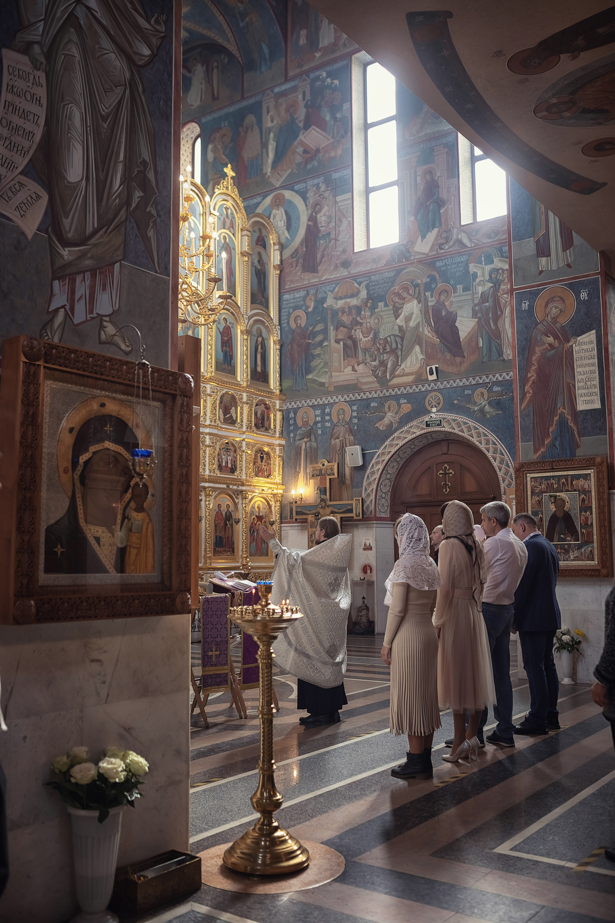 Крещение в храме Рождества Пресвятой Богородицы в Королеве 30.09.2020. Фотограф крещения и венчания Антонова Надежда г. Москва