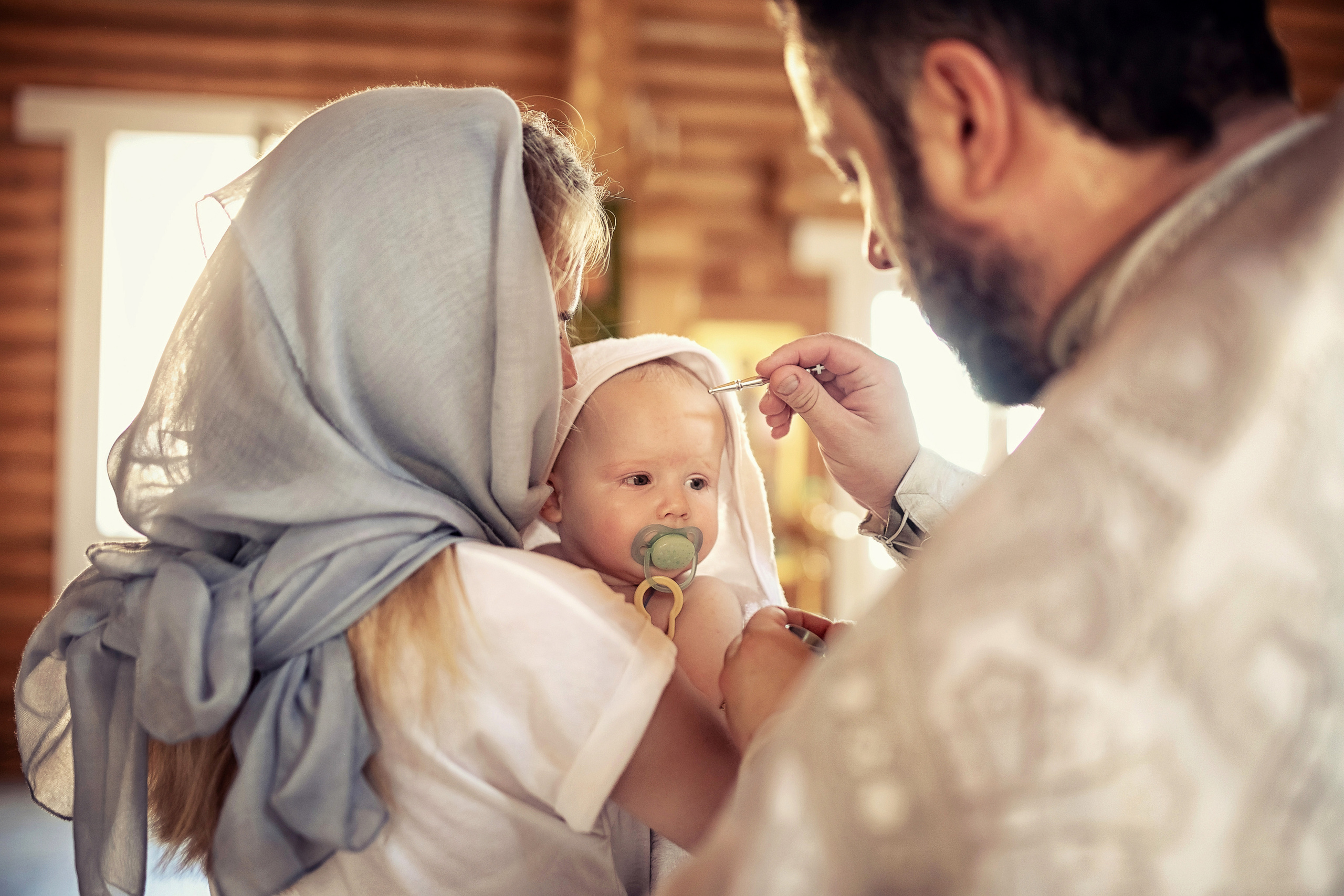 Крещение в храме Преподобного Сергия Радонежского и мученика Валентина. Фотограф крещения и венчания Антонова Надежда г. Москва