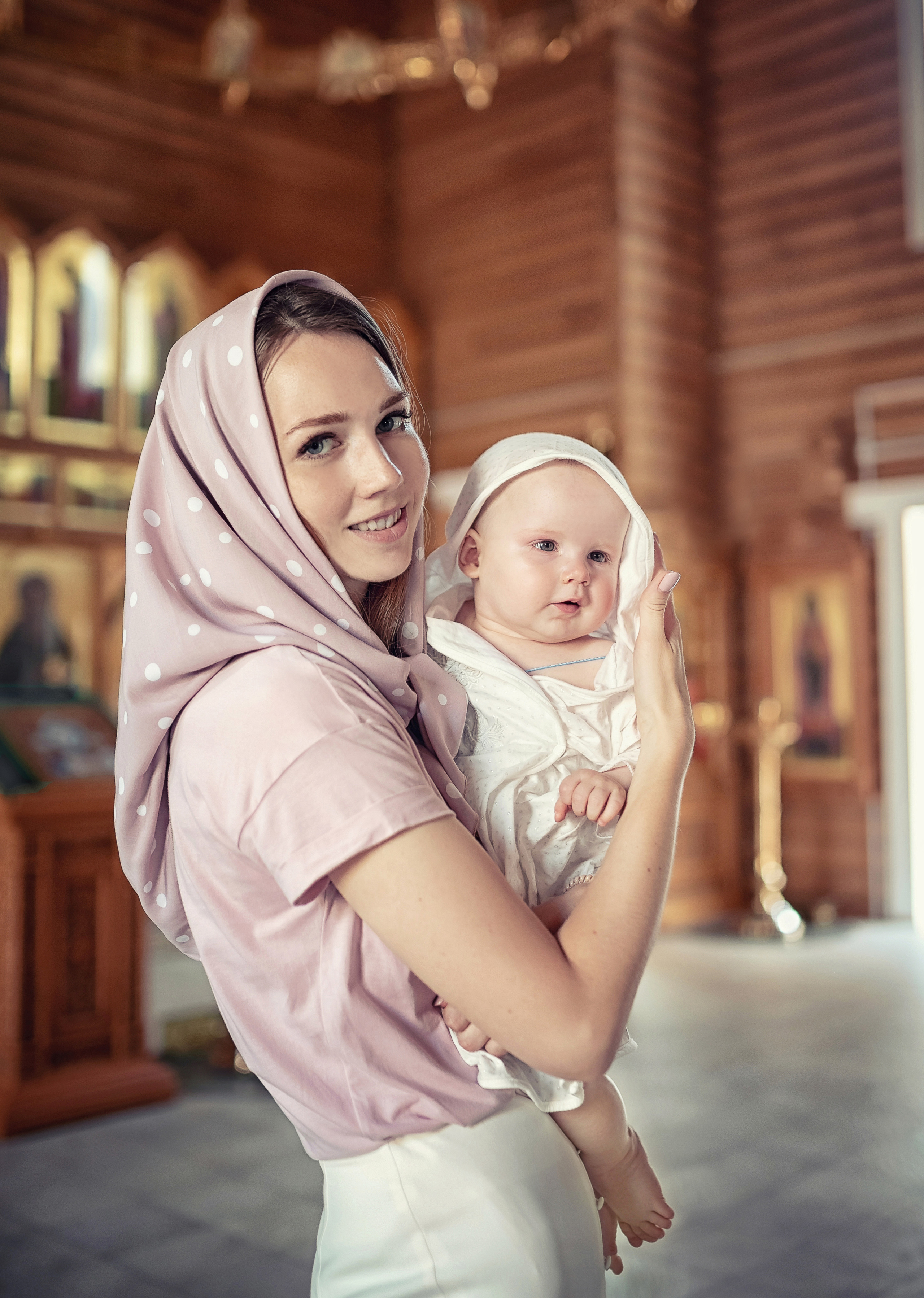 Крещение в храме Преподобного Сергия Радонежского и мученика Валентина. Фотограф крещения и венчания Антонова Надежда г. Москва