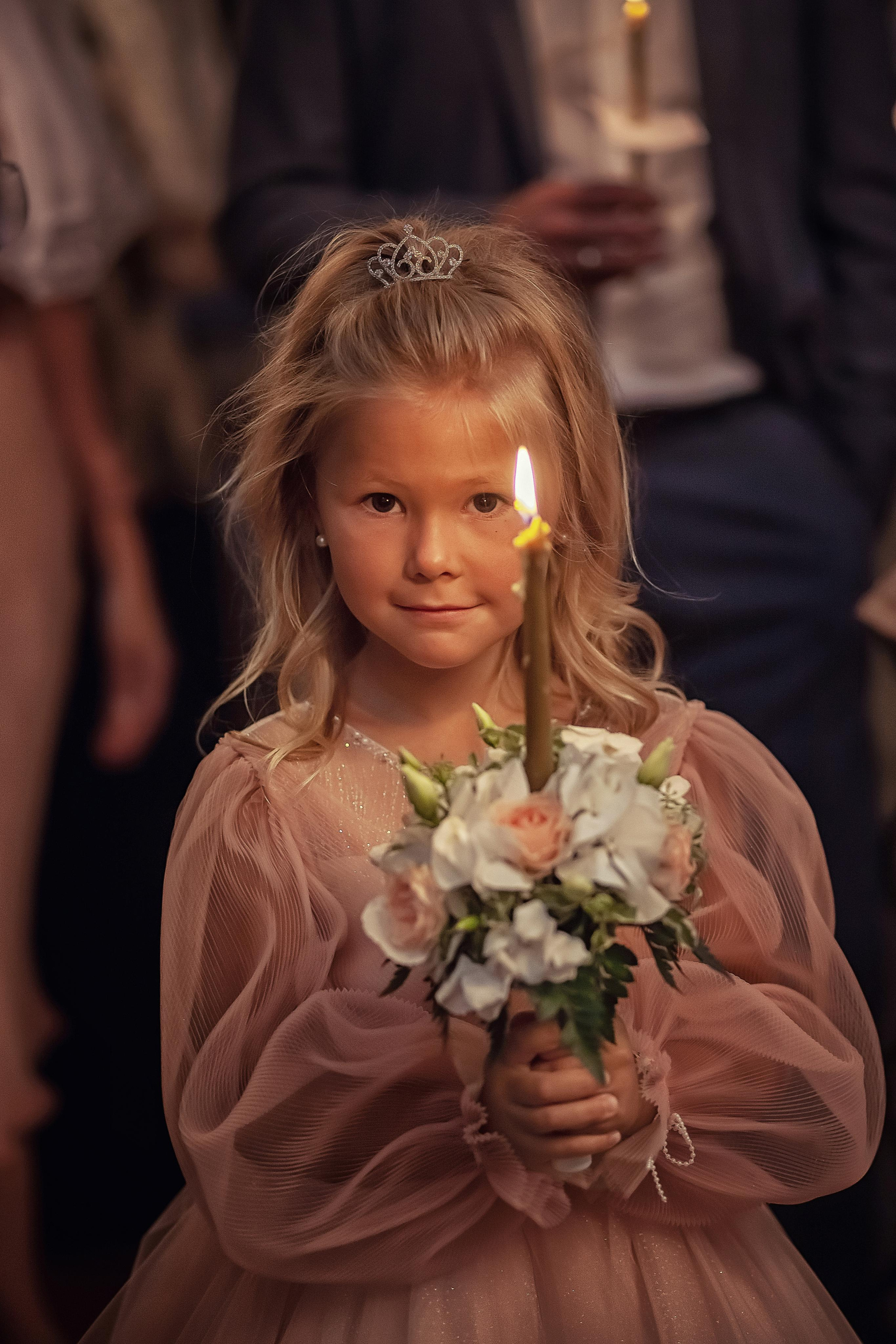 Крещение в храме Троицы Живоначальной в Троицком-Голенищеве 30.08.2020. Фотограф крещения и венчания Антонова Надежда г. Москва