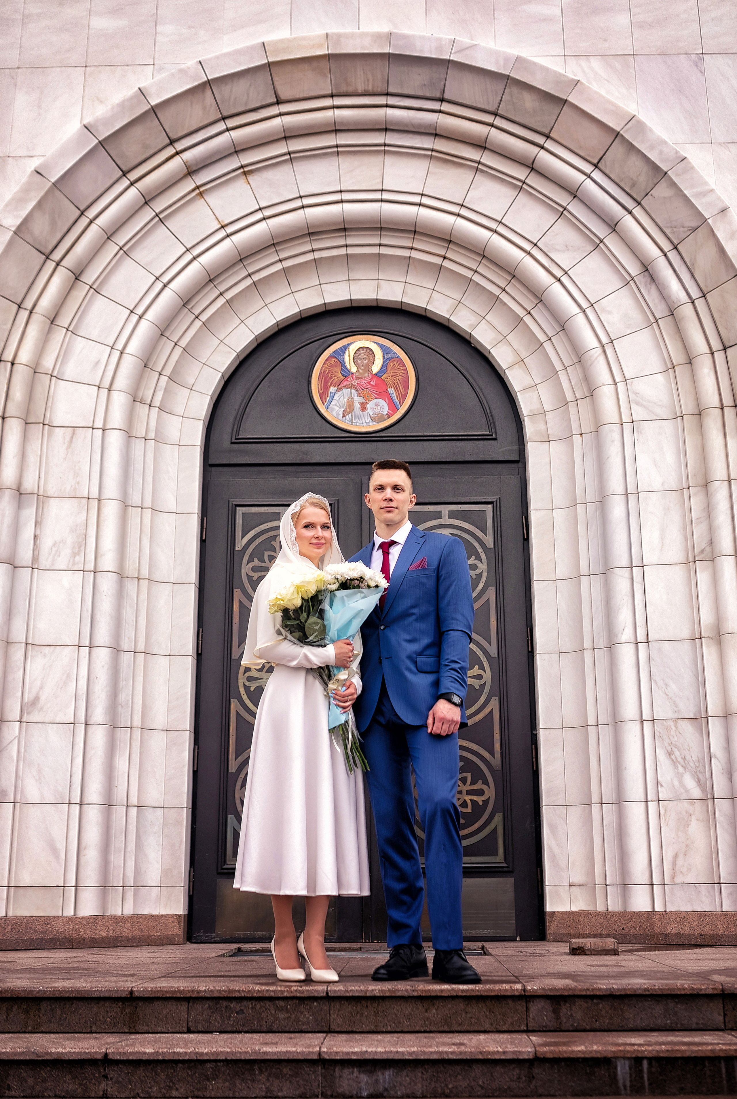 Венчание в храме Архангела Михаила в Путилково 11.06.2021. Фотограф крещения и венчания Антонова Надежда г. Москва