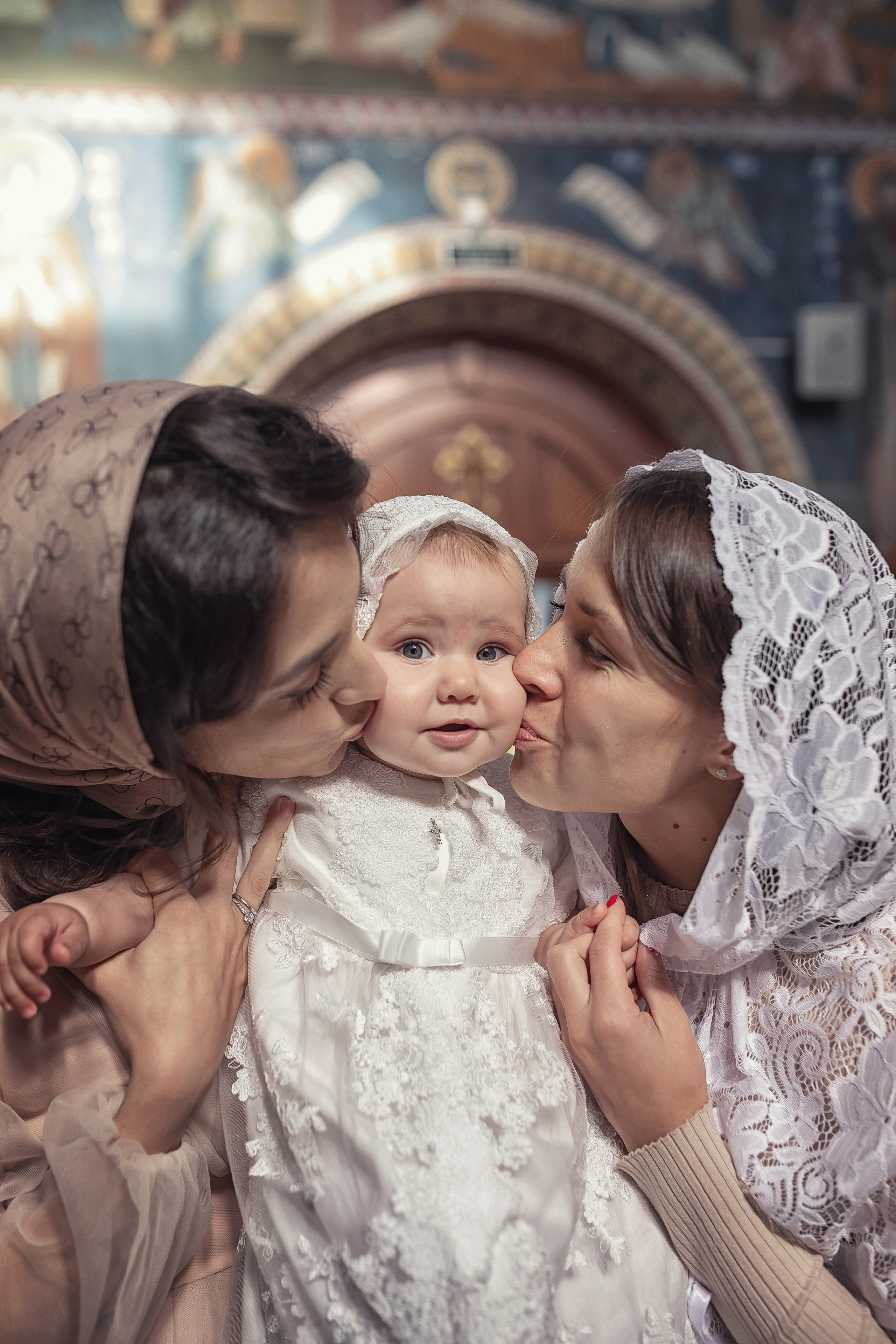 Крещение в храме Рождества Пресвятой Богородицы в Королеве 30.09.2020. Фотограф крещения и венчания Антонова Надежда г. Москва