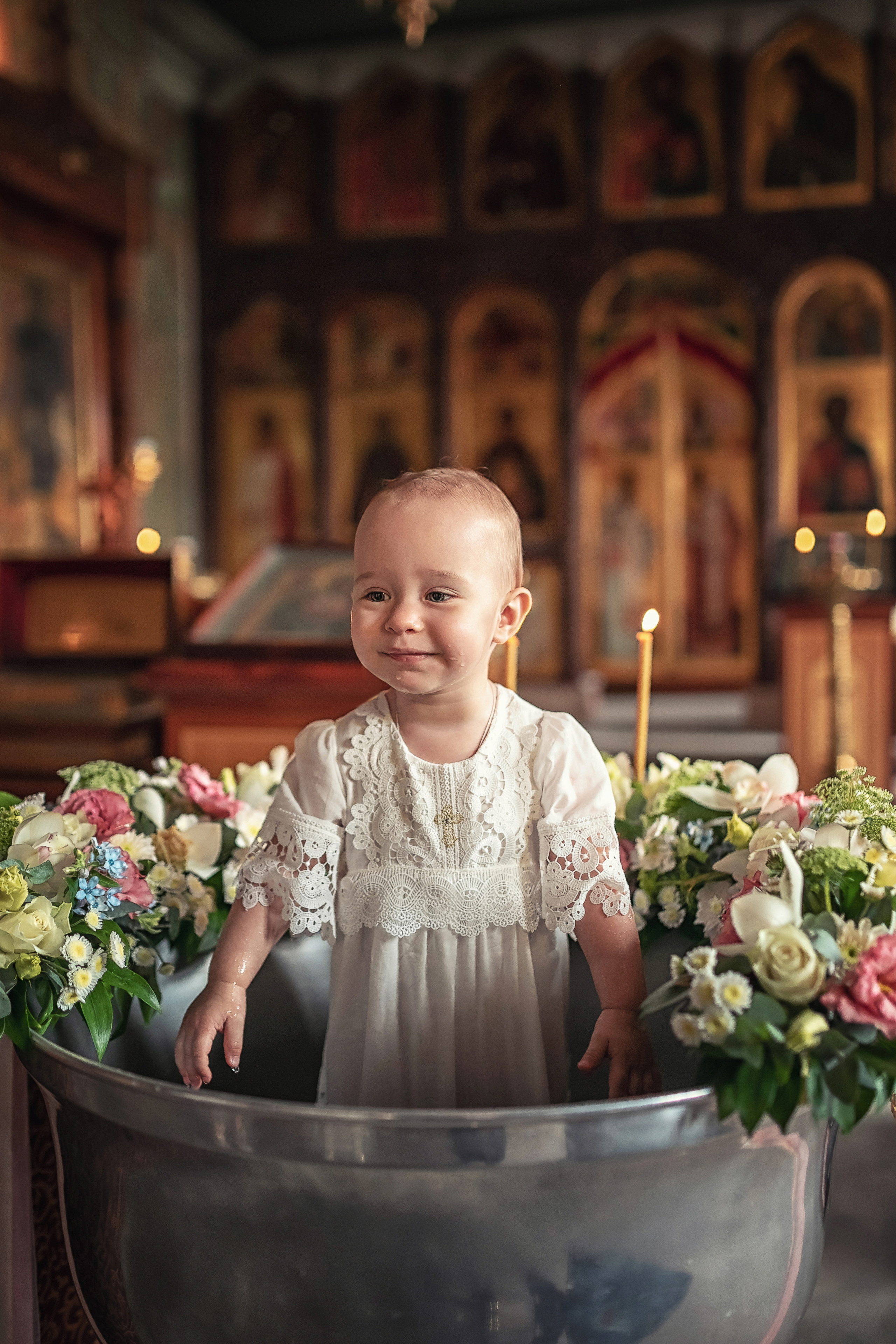 Крещение в храме Троицы Живоначальной в Карачарове 21.08.2021. Фотограф крещения и венчания Антонова Надежда г. Москва