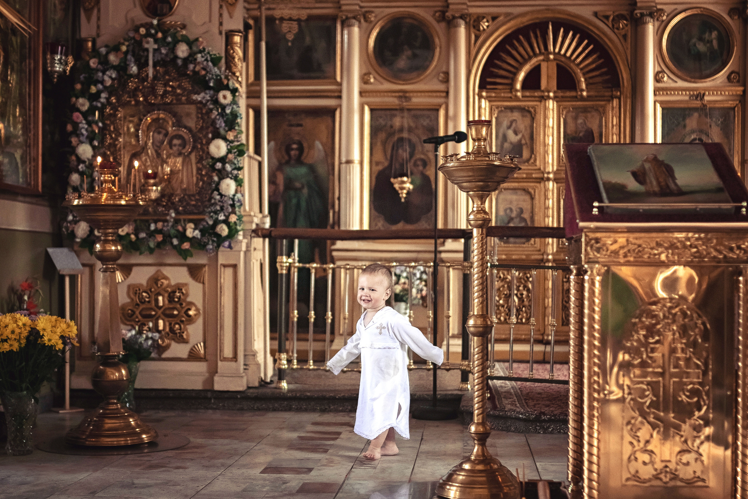 Крещение в храме Косьмы и Дамиана в Болшево 24.07.2021. Фотограф крещения и венчания Антонова Надежда г. Москва