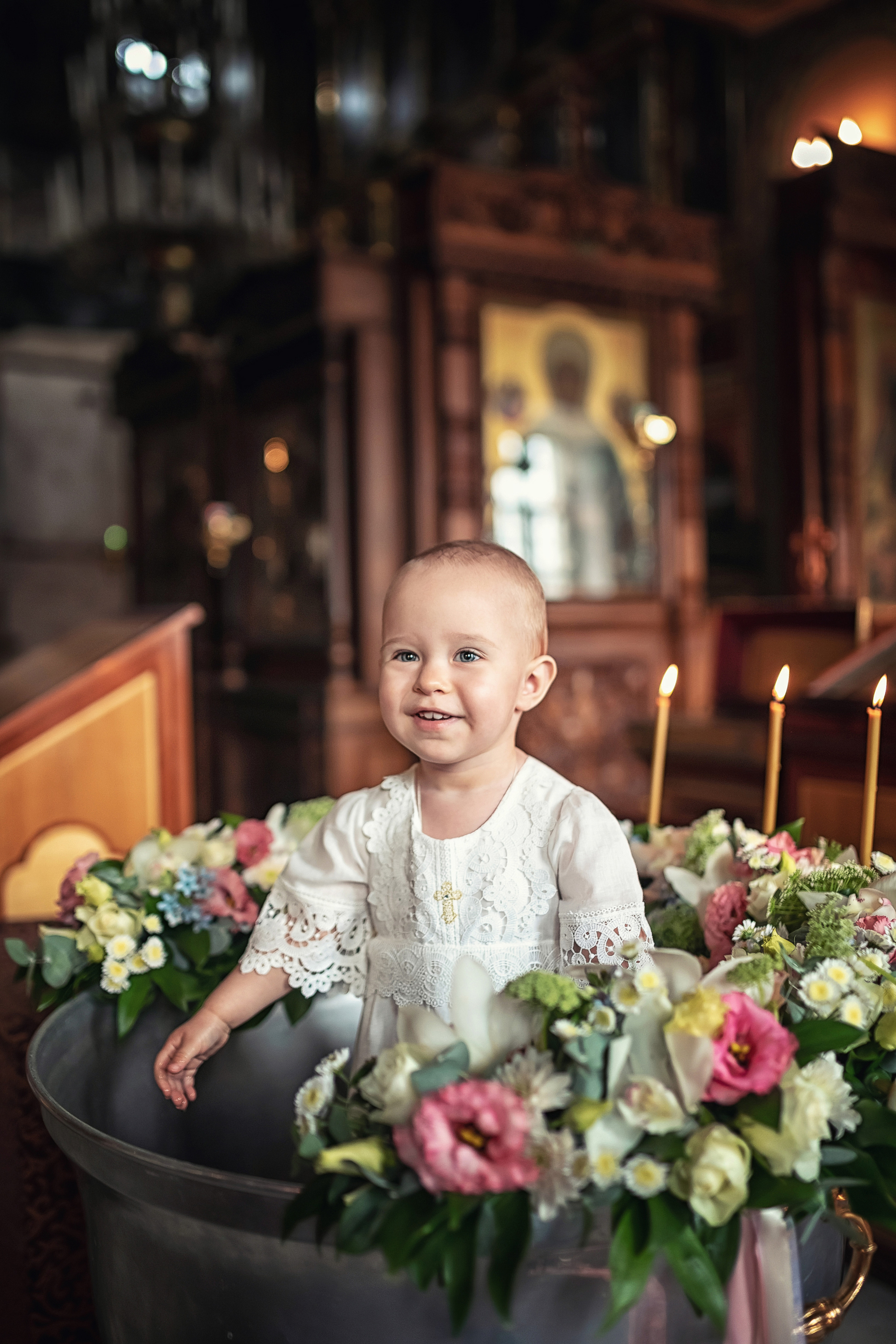 Крещение в храме Троицы Живоначальной в Карачарове 21.08.2021. Фотограф крещения и венчания Антонова Надежда г. Москва