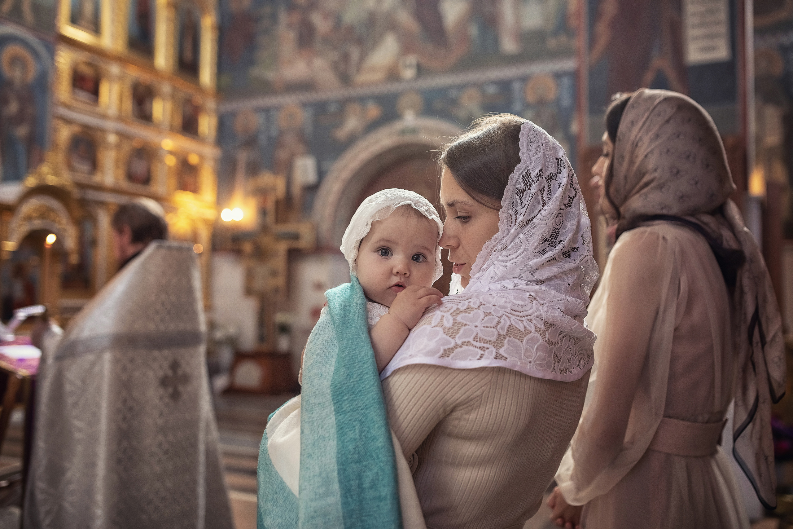 Крещение в храме Рождества Пресвятой Богородицы в Королеве 30.09.2020. Фотограф крещения и венчания Антонова Надежда г. Москва