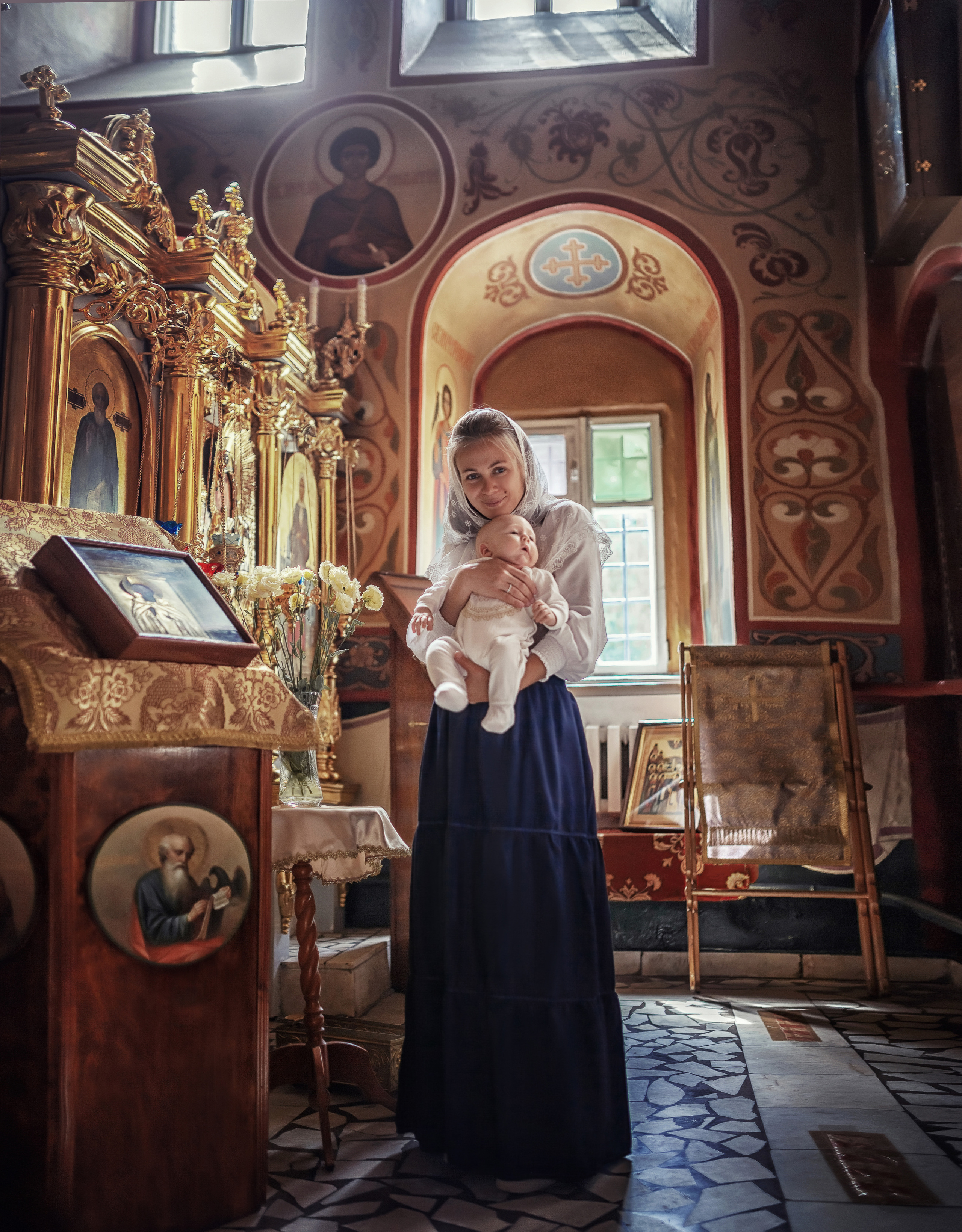 Крещение в храме Сергия Радонежского в Комягино 2020. Фотограф крещения и венчания Антонова Надежда г. Москва