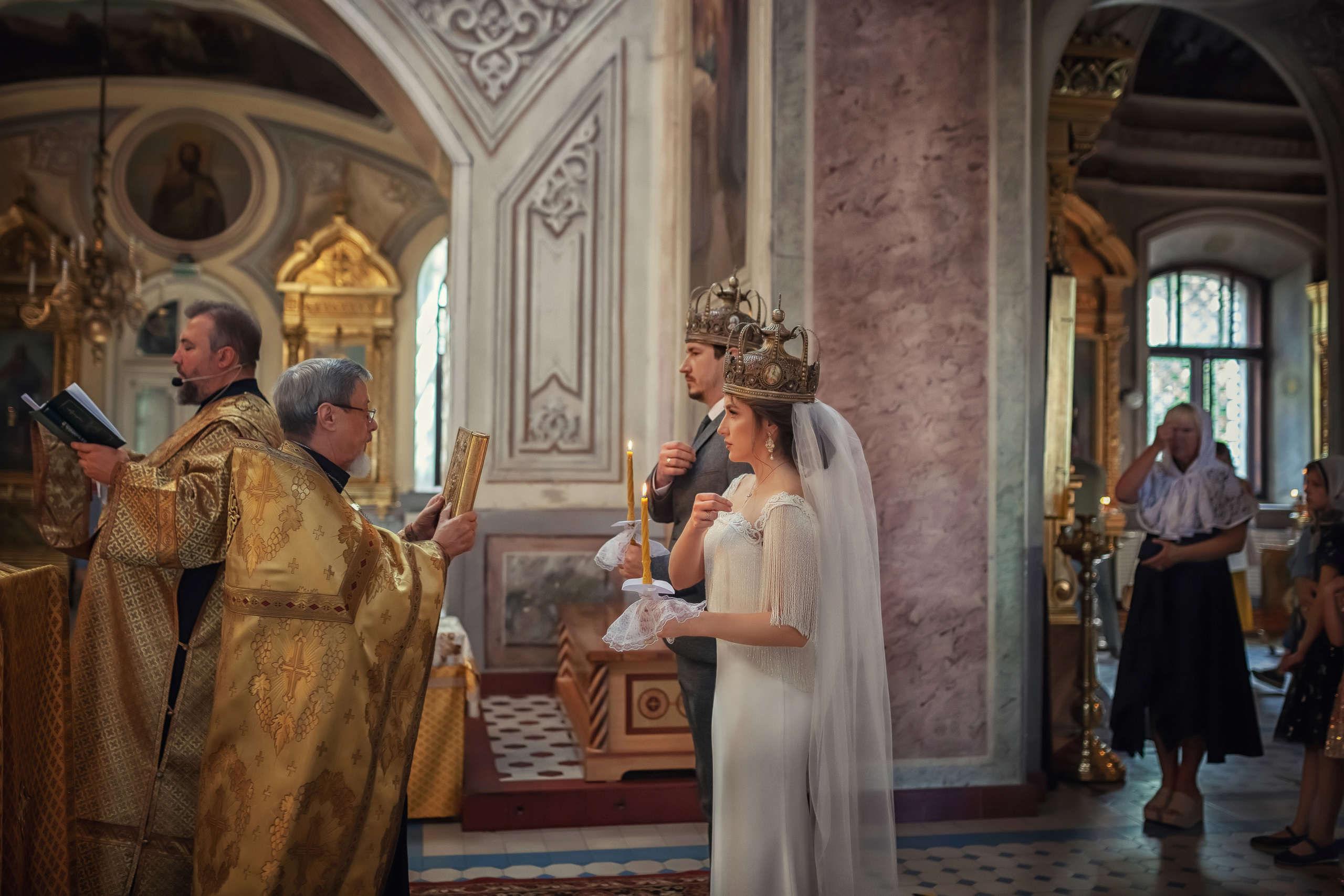 Венчание в храме иконы Божией Матери Знамение в Переяславской слободе 06.09.2020. Фотограф крещения и венчания Антонова Надежда г. Москва