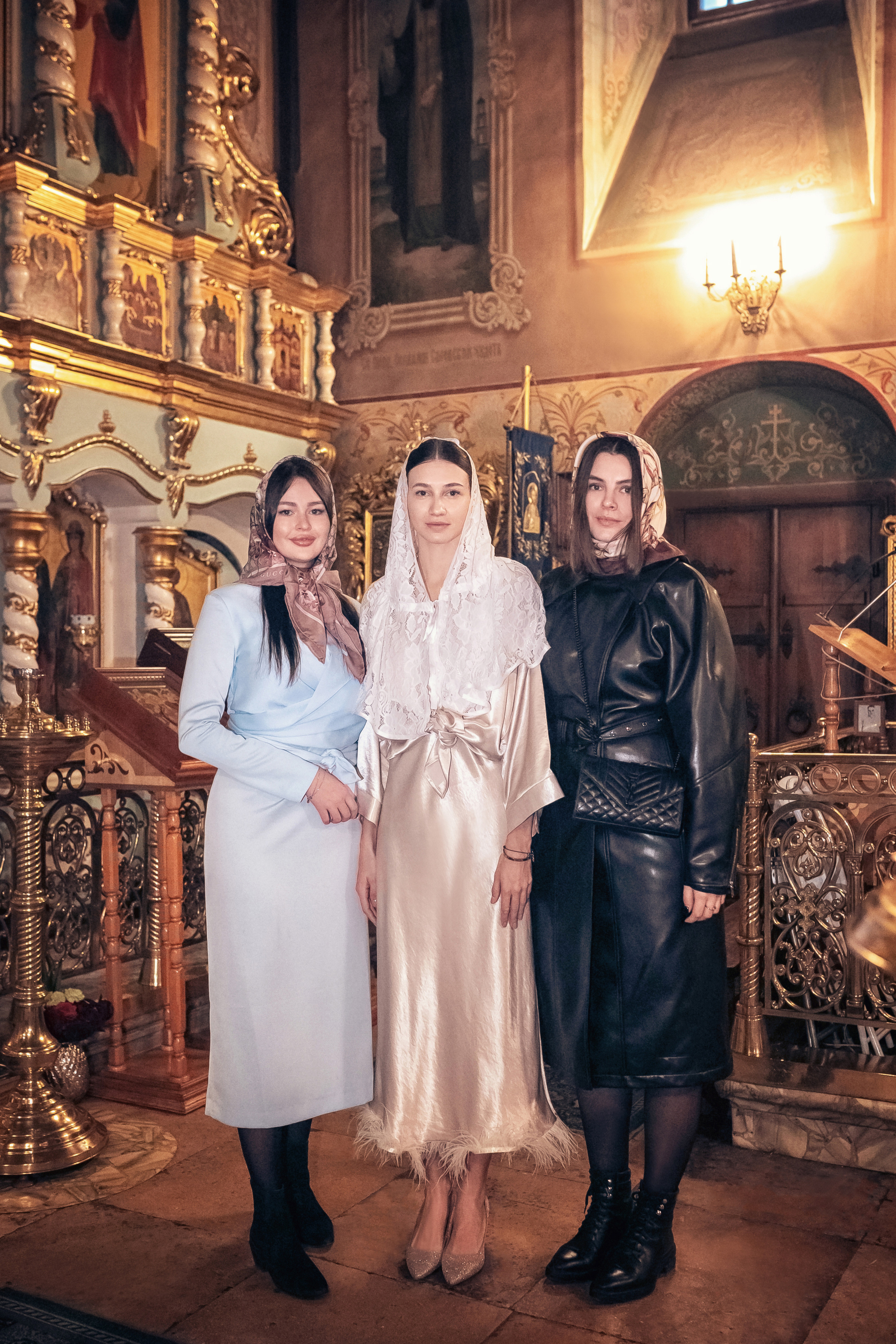 Венчание в храме Успения Пресвятой Богородицы в Путинках 18.02.2022. Фотограф крещения и венчания Антонова Надежда г. Москва