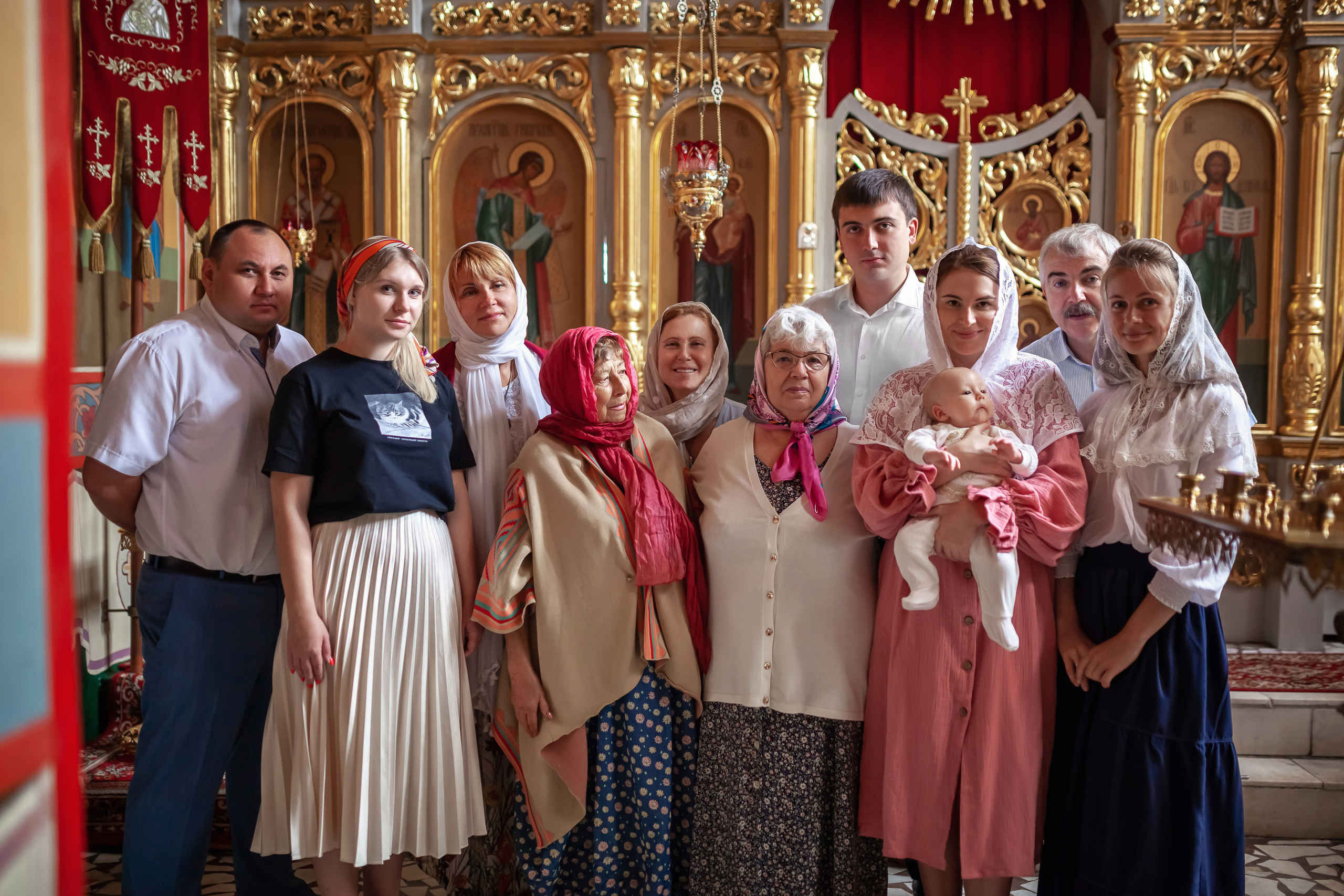 Крещение в храме Сергия Радонежского в Комягино 2020. Фотограф крещения и венчания Антонова Надежда г. Москва