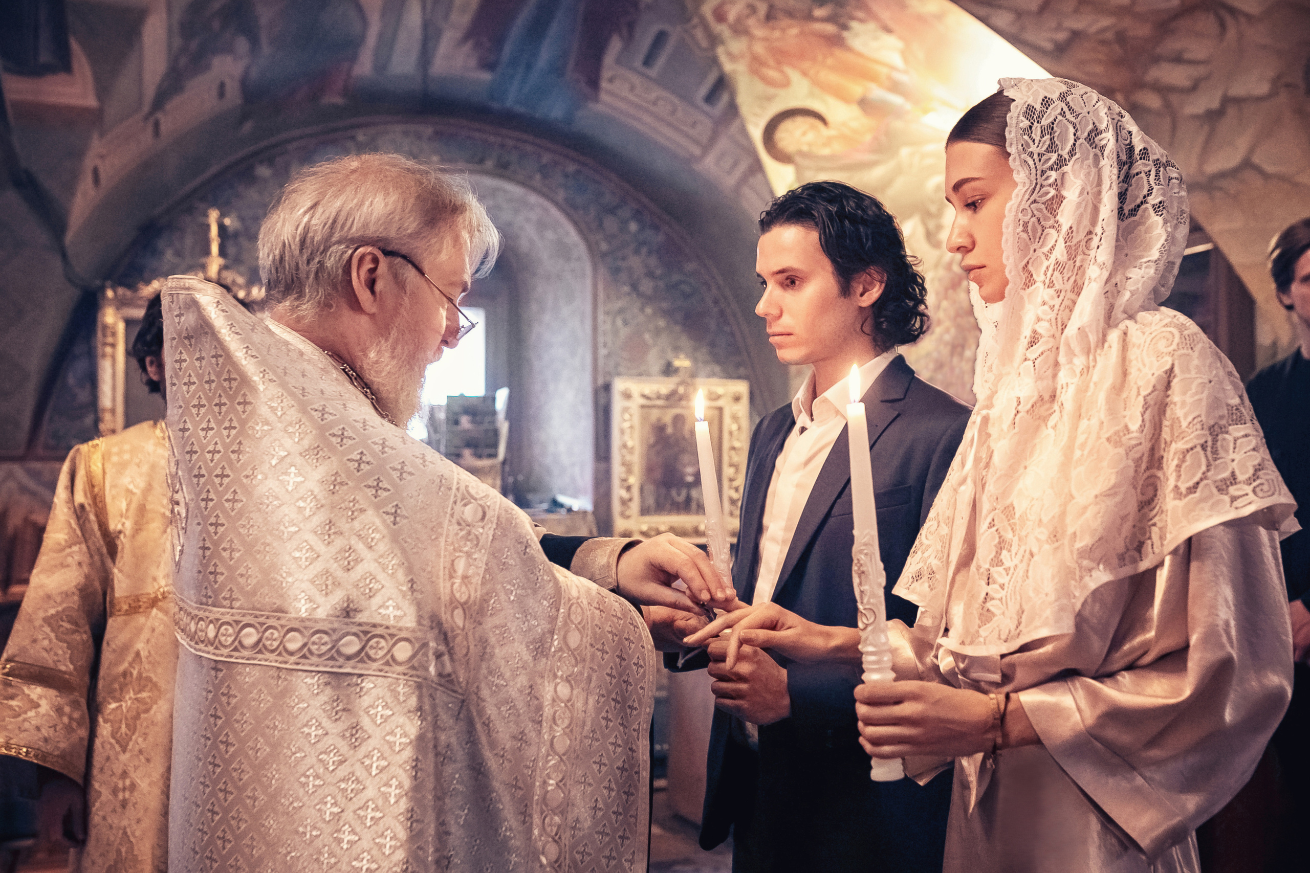 Венчание в храме Успения Пресвятой Богородицы в Путинках 18.02.2022. Фотограф крещения и венчания Антонова Надежда г. Москва