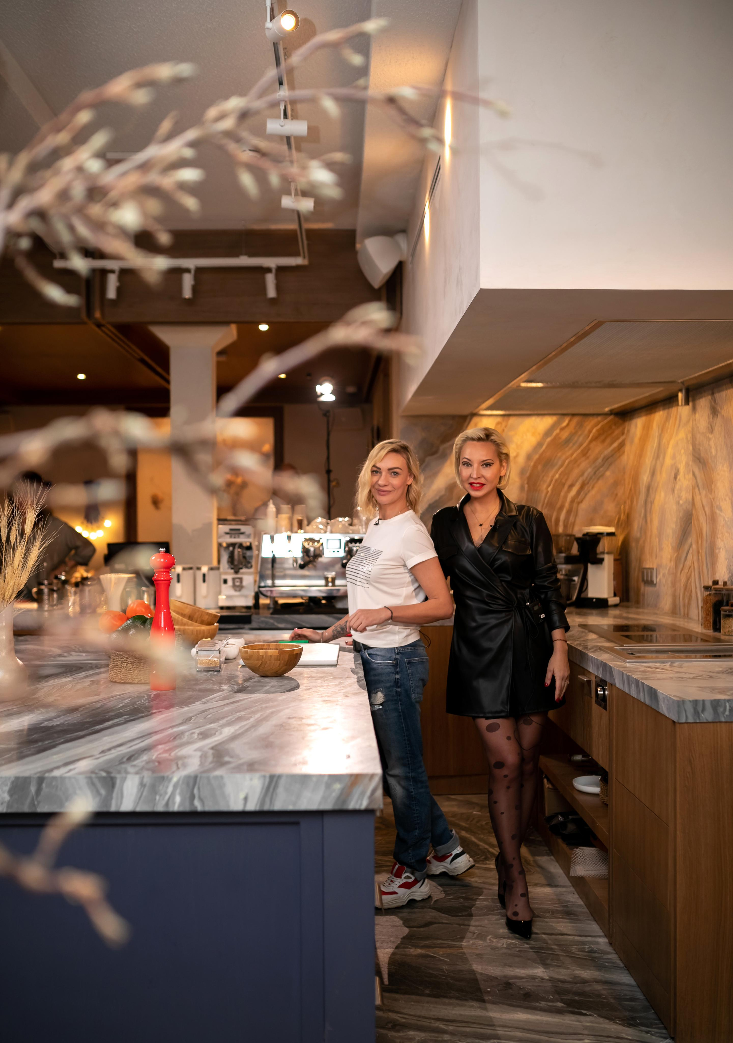 Съемка проекта Formula First в ресторане «Хорошая девочка». Фотограф крещения и венчания Антонова Надежда г. Москва