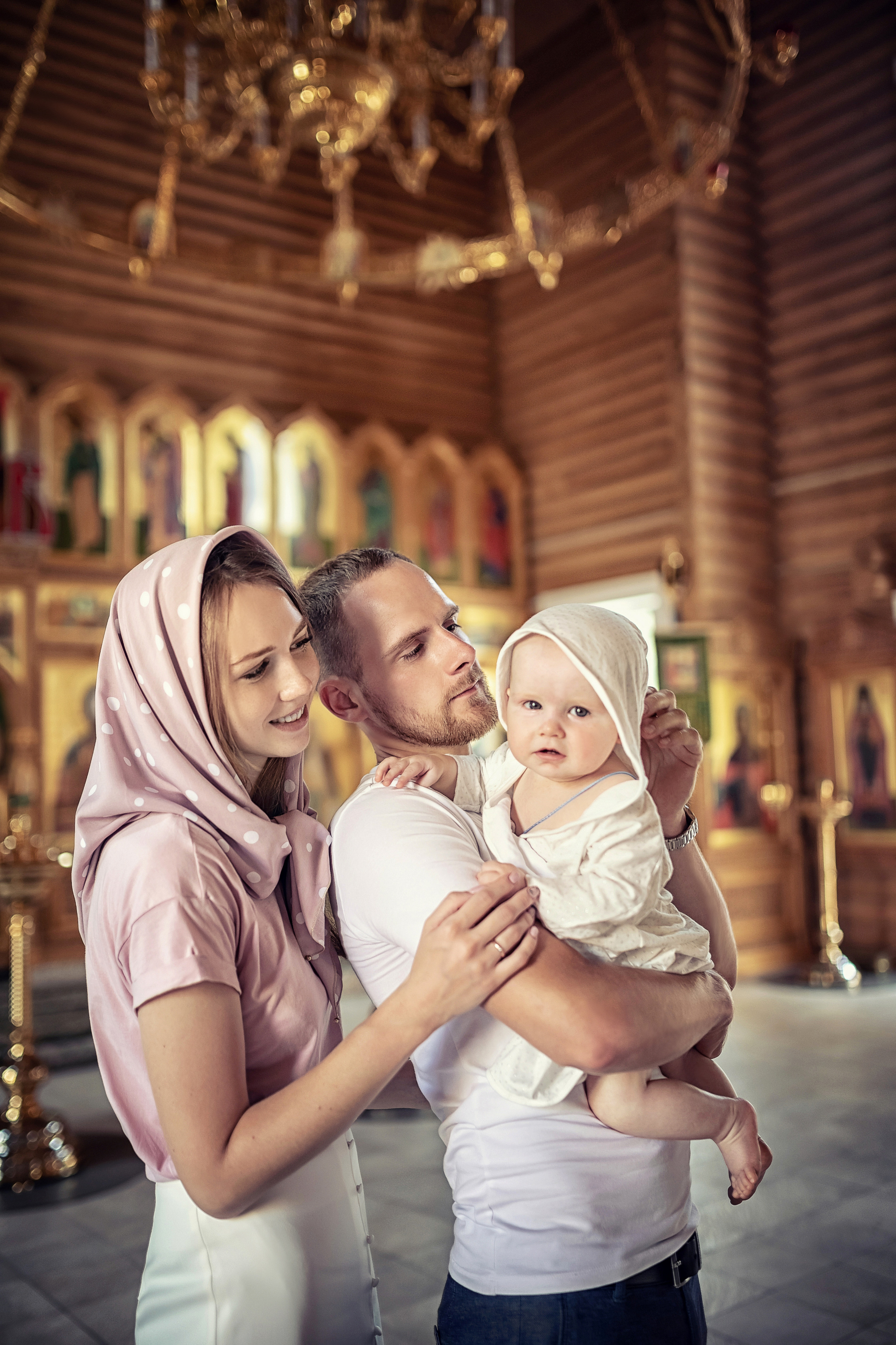 Крещение в храме Преподобного Сергия Радонежского и мученика Валентина. Фотограф крещения и венчания Антонова Надежда г. Москва