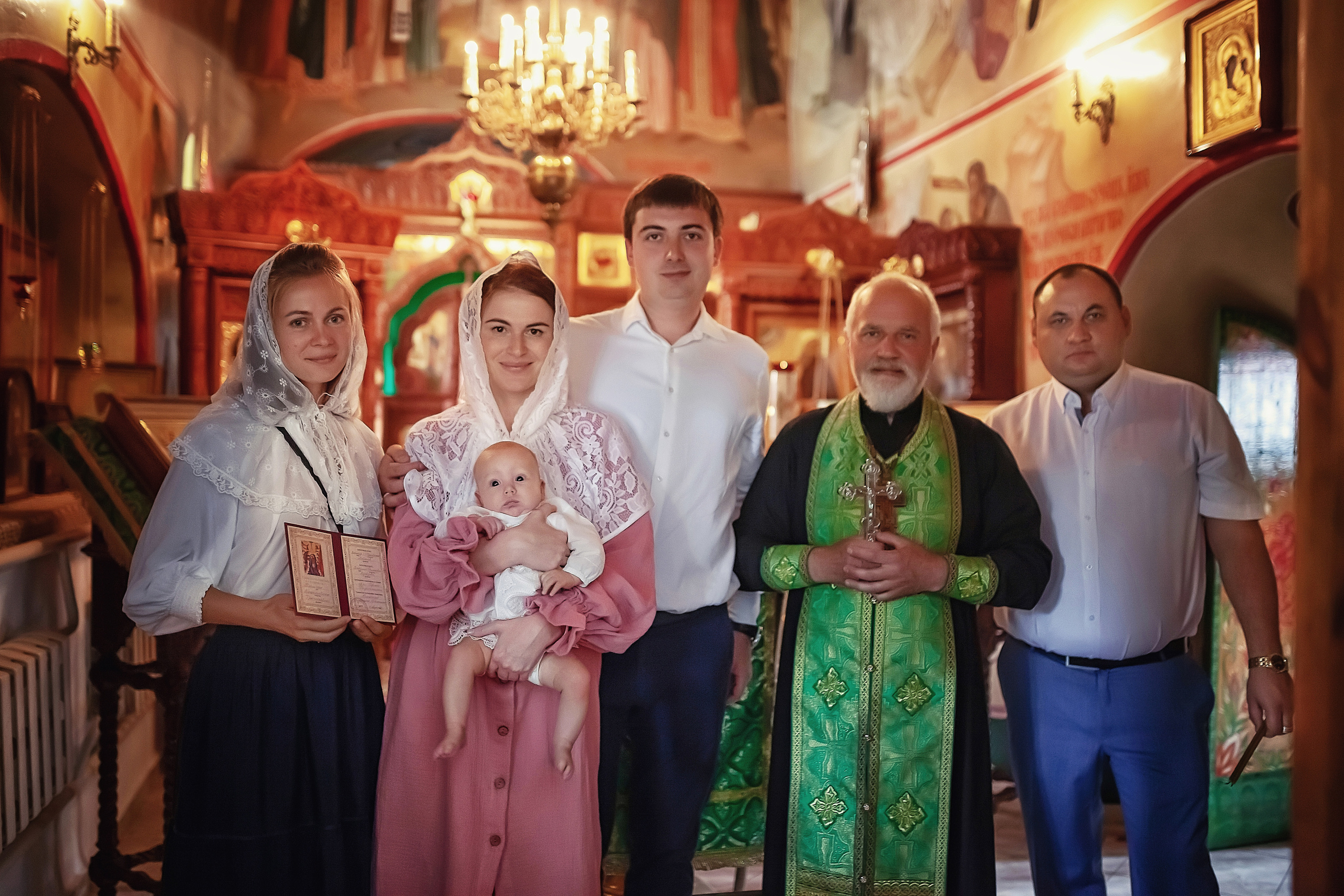 Крещение в храме Сергия Радонежского в Комягино 2020. Фотограф крещения и венчания Антонова Надежда г. Москва