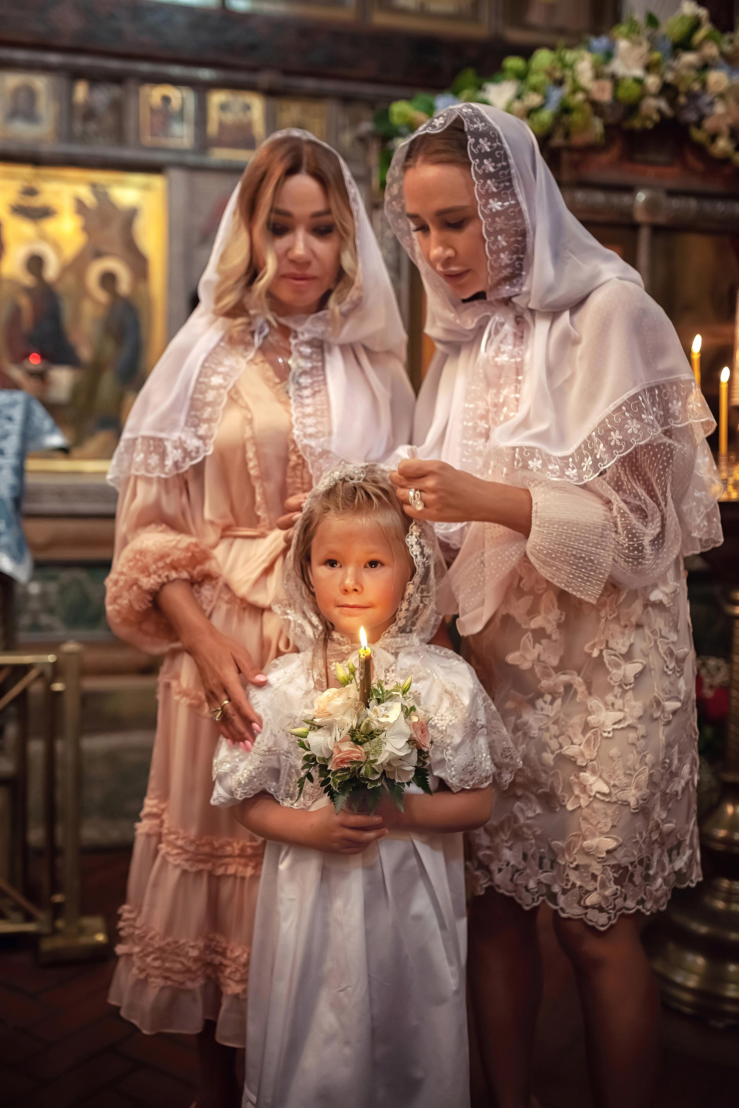 Крещение в храме Троицы Живоначальной в Троицком-Голенищеве 30.08.2020. Фотограф крещения и венчания Антонова Надежда г. Москва