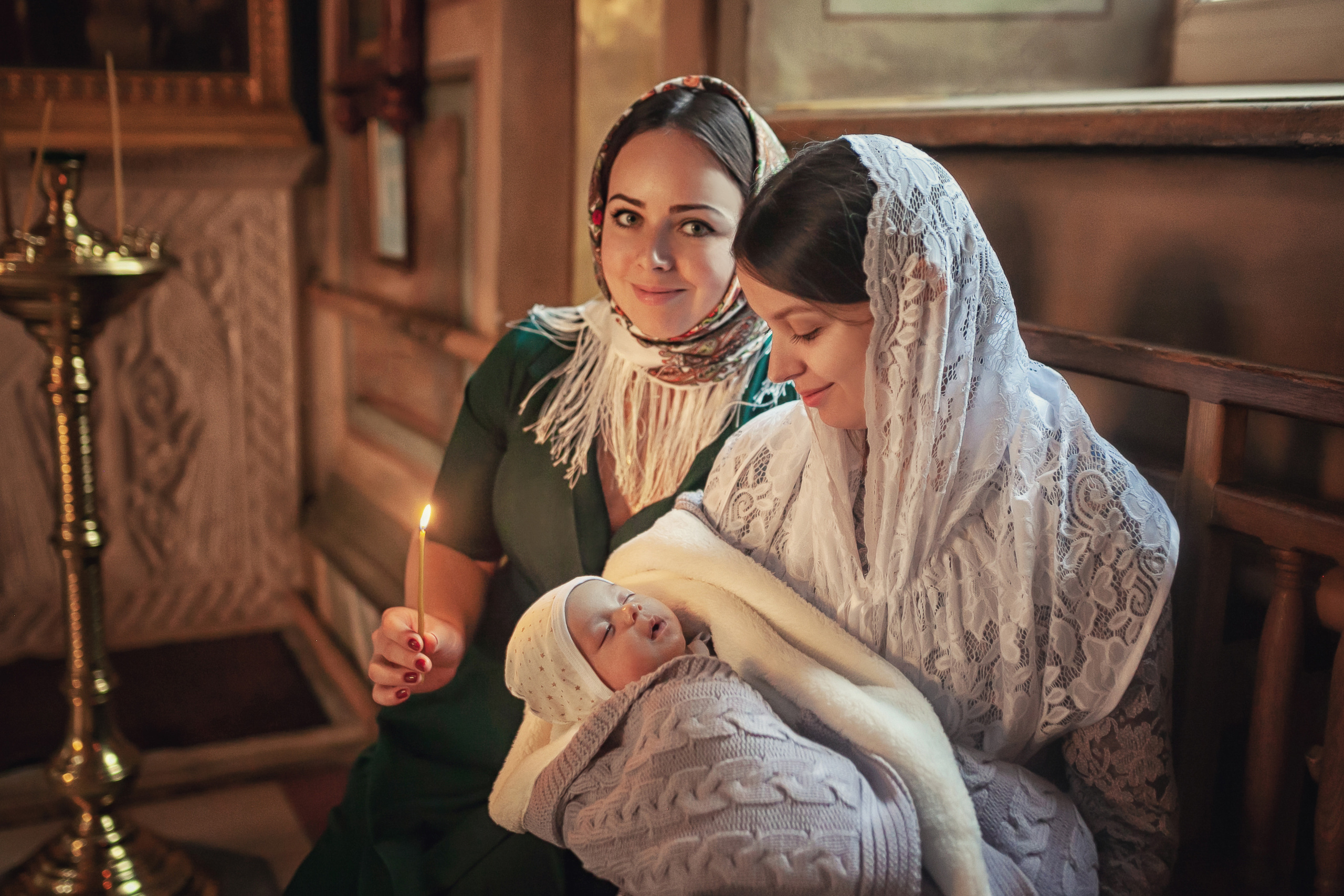 Крещение в храме Флора и Лавра в селе Ям 07.12.2019. Фотограф крещения и венчания Антонова Надежда г. Москва