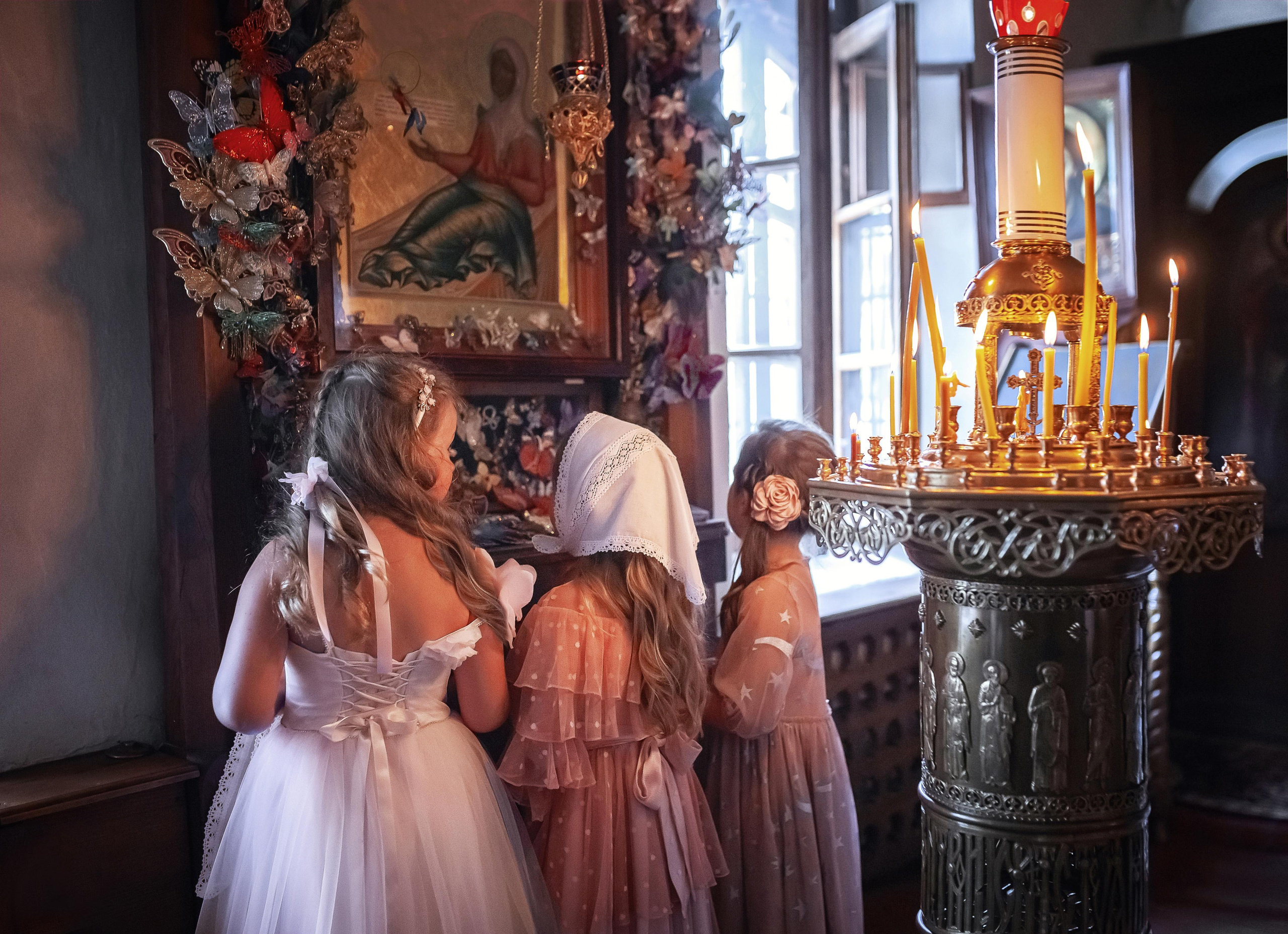 Крещение в храме Троицы Живоначальной в Троицком-Голенищеве 30.08.2020. Фотограф крещения и венчания Антонова Надежда г. Москва