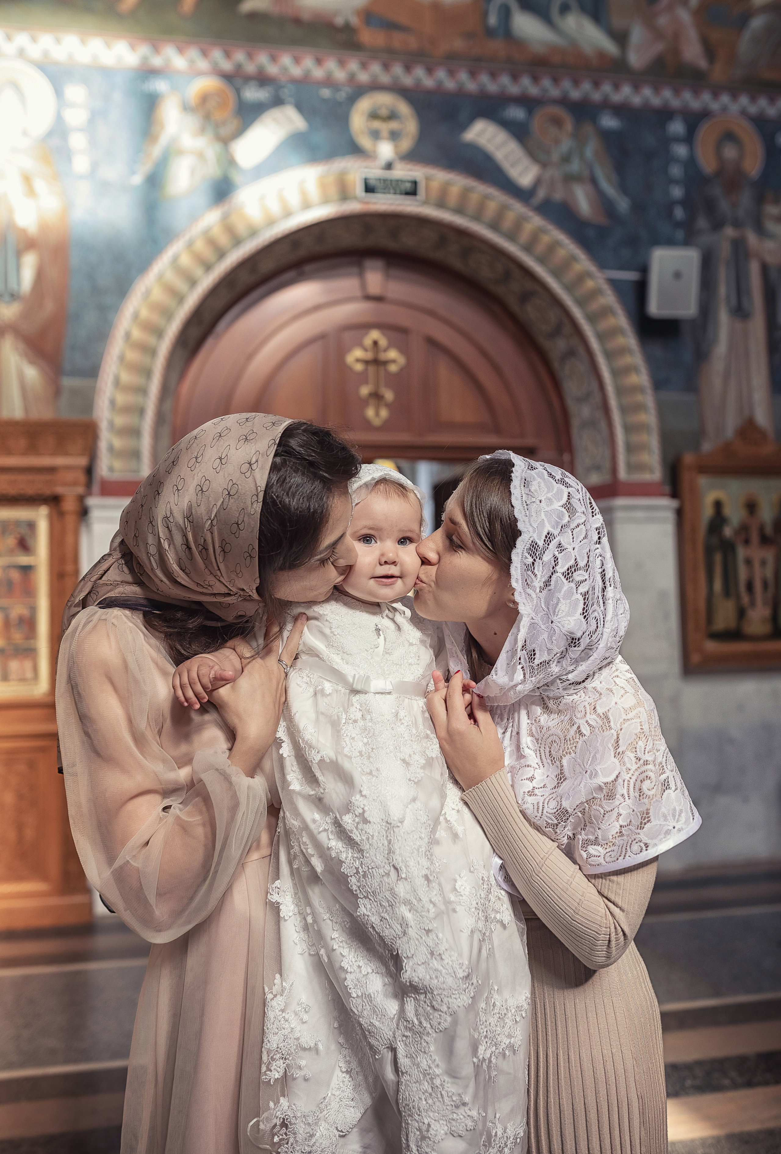 Крещение в храме Рождества Пресвятой Богородицы в Королеве 30.09.2020. Фотограф крещения и венчания Антонова Надежда г. Москва