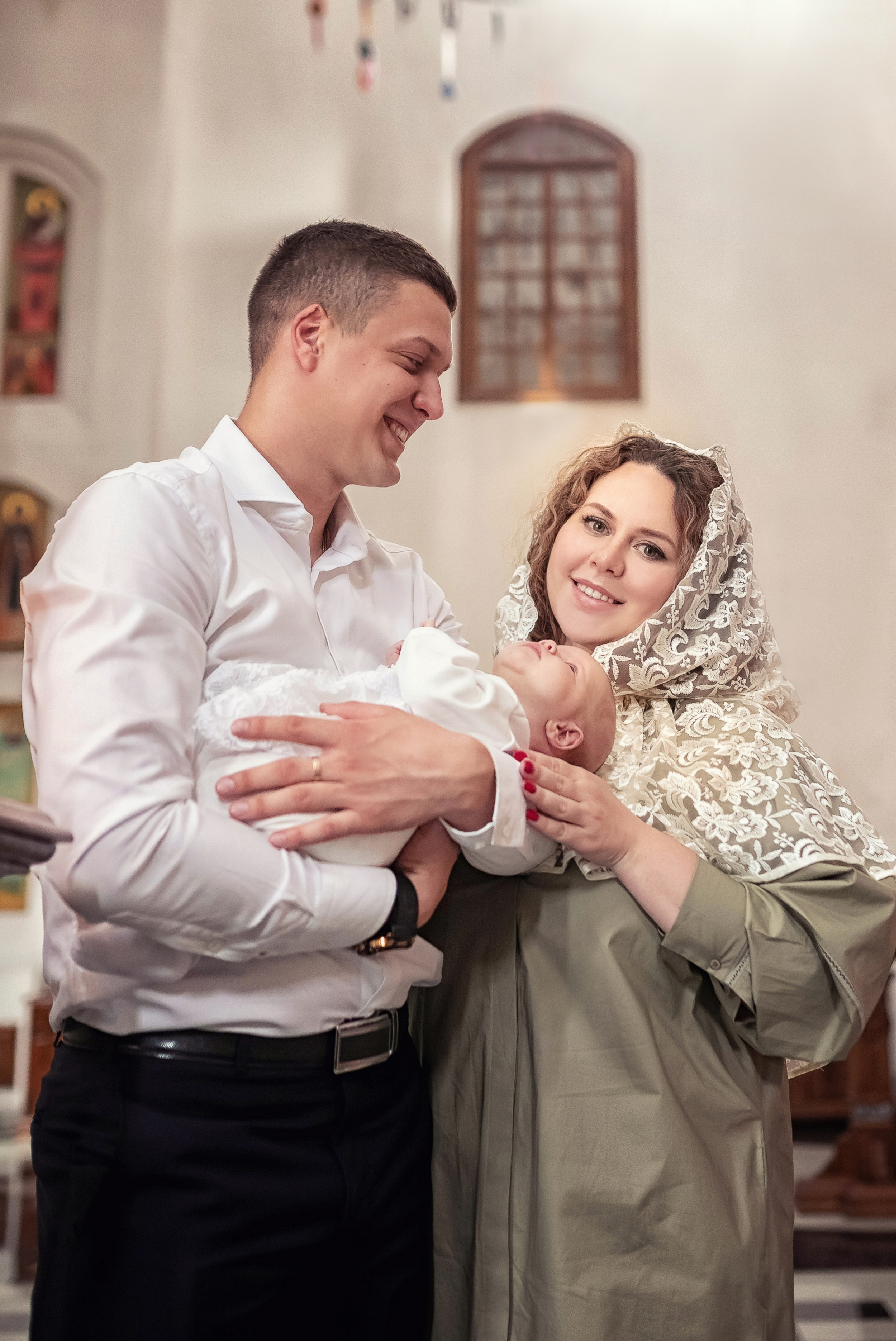 Крещение в храме Сергия Радонежского на Ходынском поле 05.06.2021. Фотограф крещения и венчания Антонова Надежда г. Москва